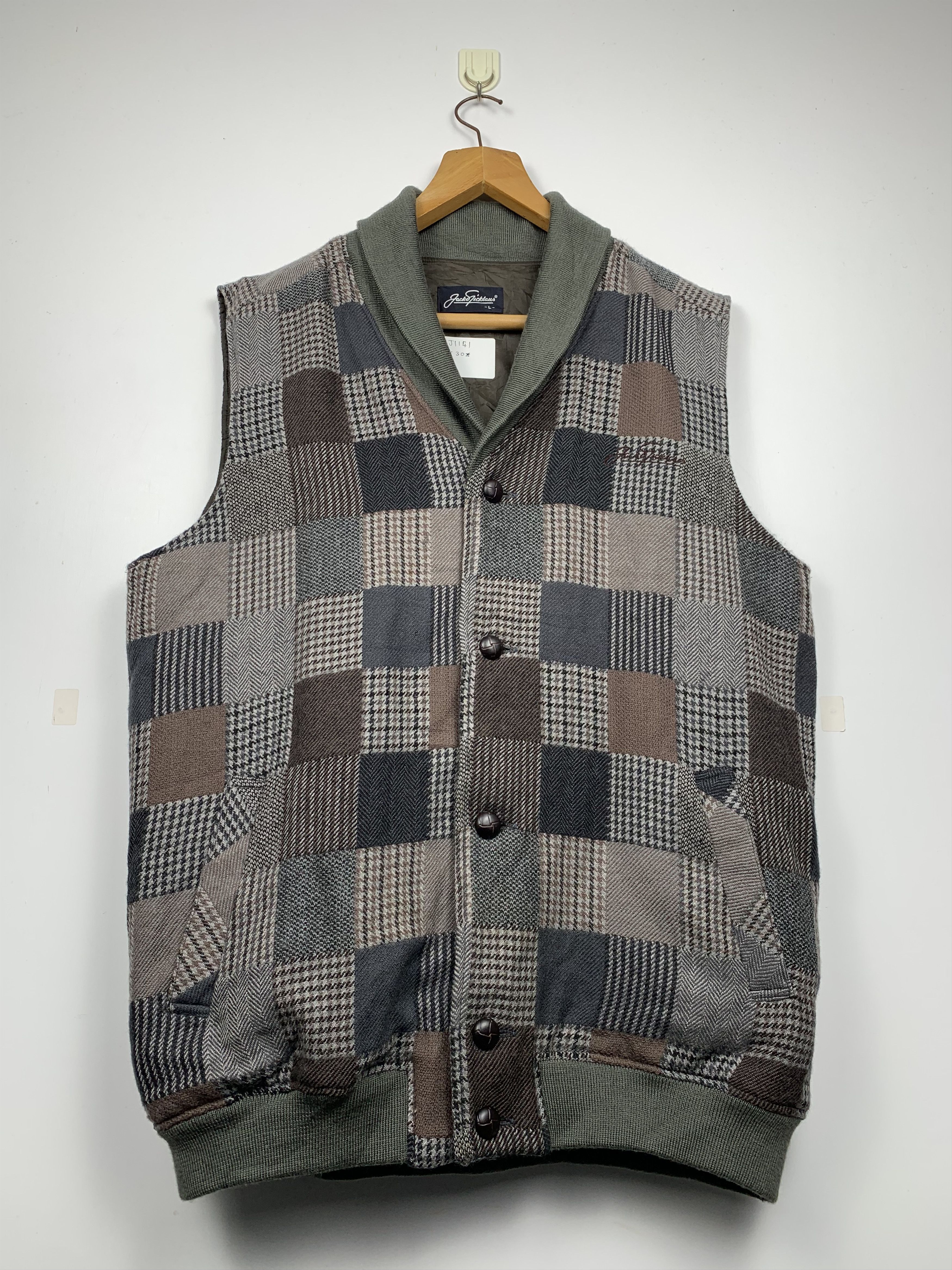Vintage Vintage Japanese Brand Sleeveless Jacket Vest J1141 Size US L / EU 52-54 / 3 - 1 Thumbnail