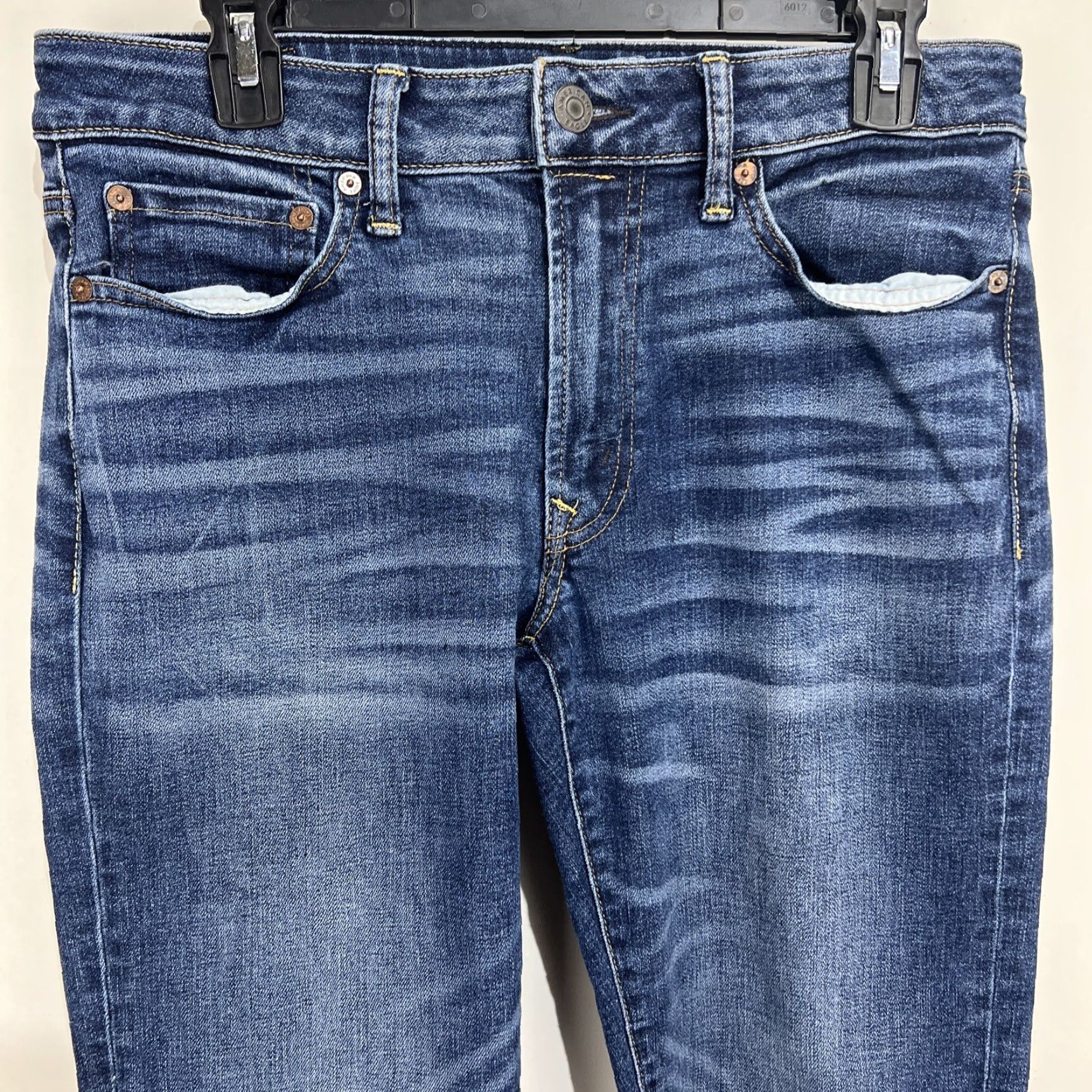 American Eagle Outfitters VINTAGE? No — (not vintage) American Eagle Next Level Airflex Jeans Slim Straight Medium Wash 30x34 Men’s Size US 30 / EU 46 - 2 Thumbnail
