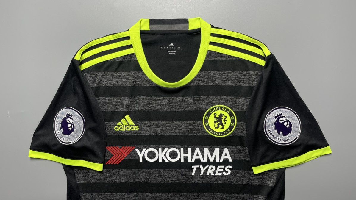 Adidas CHELSEA ADIDAS 2016/2017 FOOTBALL AWAY JERSEY #10 HAZARD Size US M / EU 48-50 / 2 - 3 Thumbnail