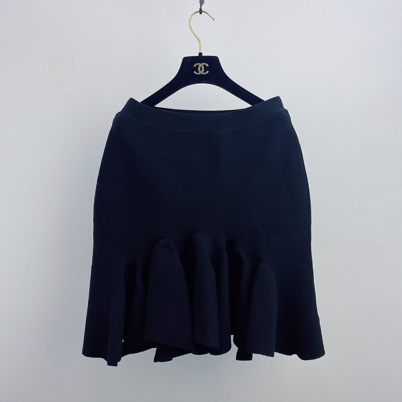 Bottega Veneta Bottega Veneta Wool Blend Mini Skirt M Size 28" / US 6 / IT 42 - 1 Thumbnail