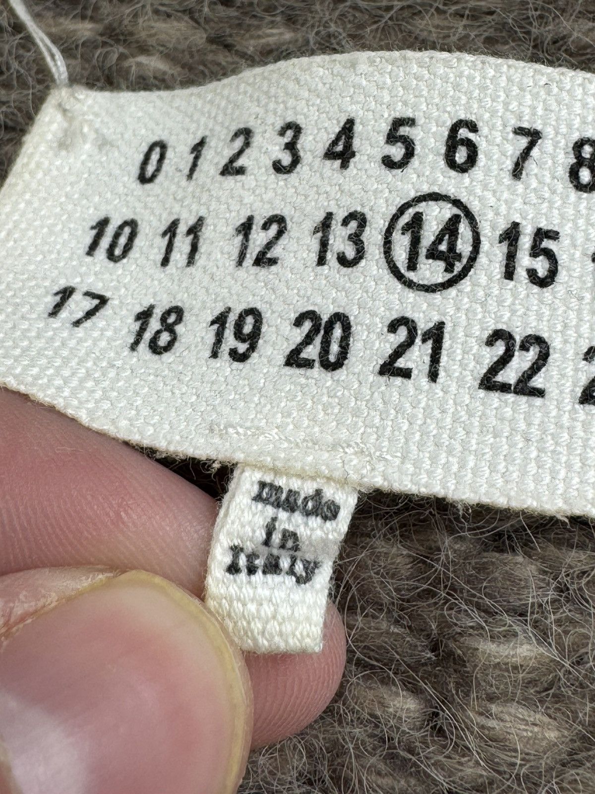 Maison Margiela Martin Maison Margiela Knited Wool RRP 1050€ Cardigan Sweater Size US M / EU 48-50 / 2 - 11 Thumbnail