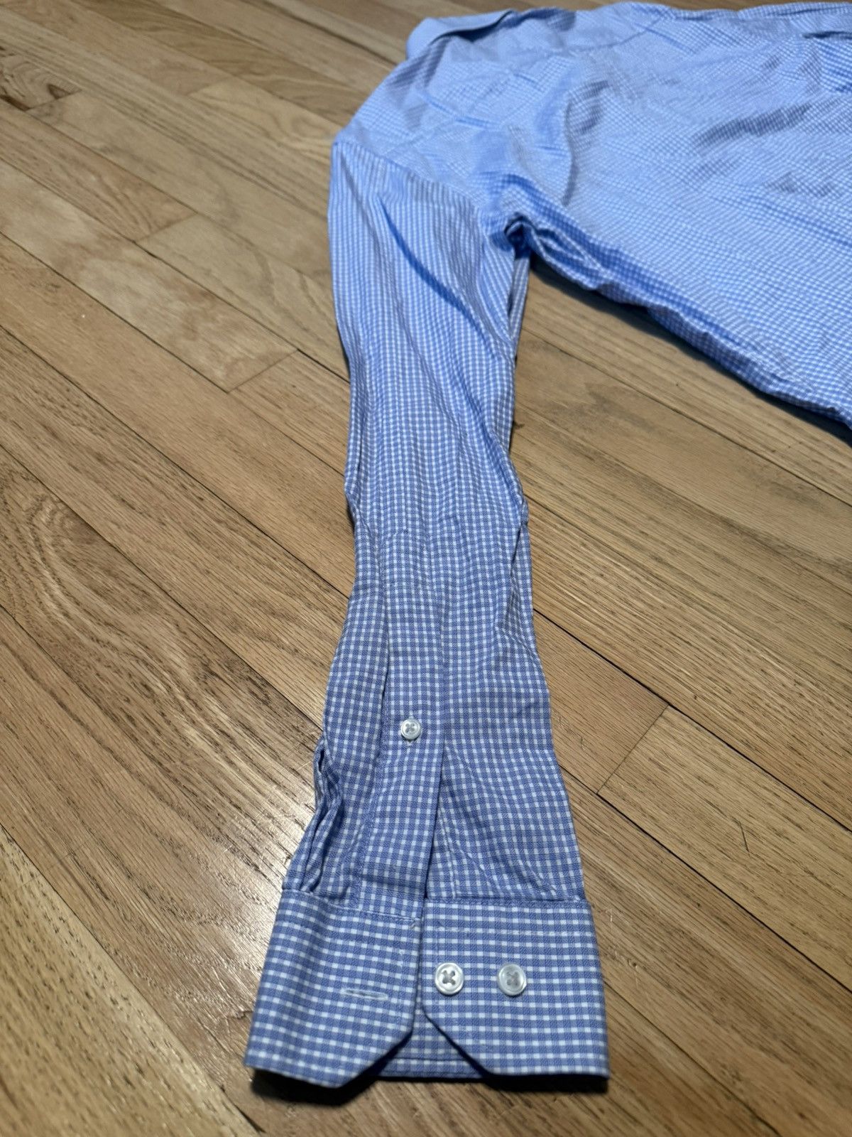 Saks Fifth Avenue SAKS FIFTH AVENUE Long Sleeve Dress Shirt BLUE WHITE CHECK Size US M / EU 48-50 / 2 - 6 Thumbnail