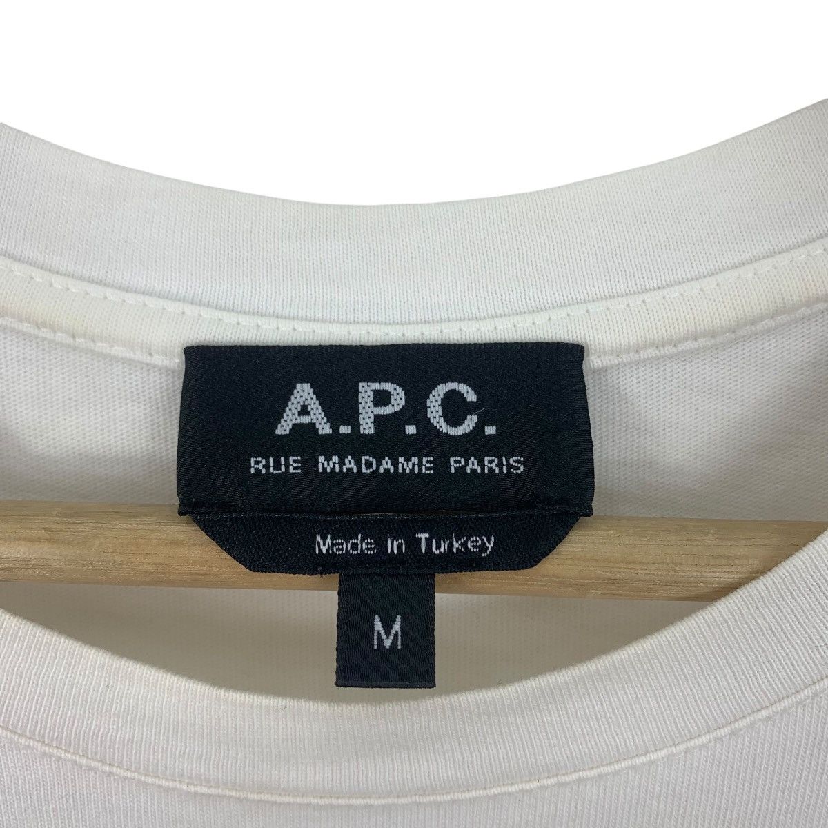 A.P.C. × Japanese Brand APC Rue madame paris small spellout embroidery pocket tee Size US M / EU 48-50 / 2 - 3 Thumbnail