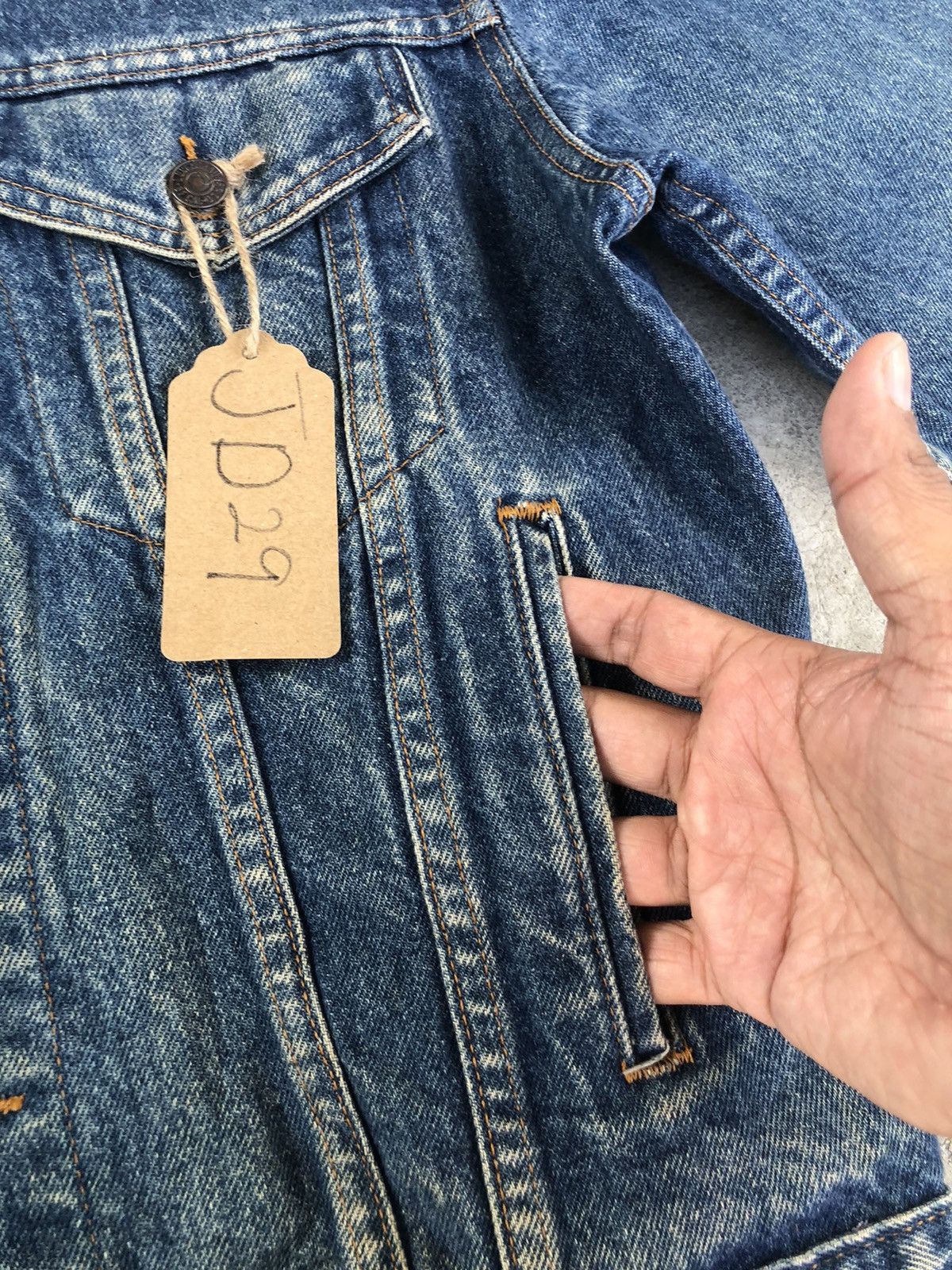 Levi's Vintage 80’s Levi’s Denim Jacket Distressed Stone Wash Size US M / EU 48-50 / 2 - 15 Thumbnail