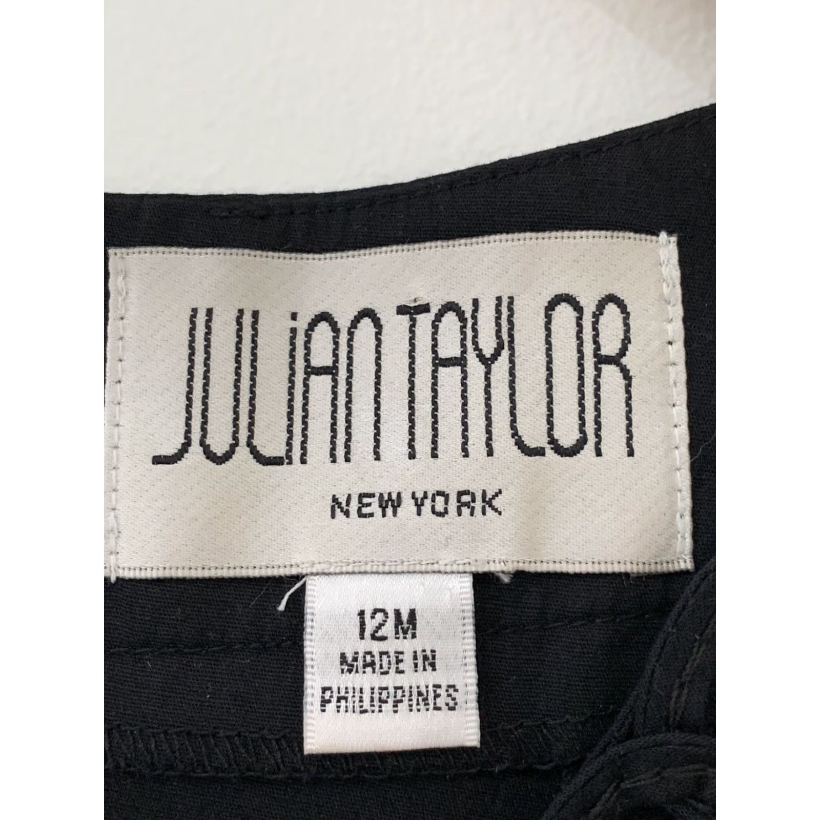 Vintage Julian Taylor New York Dress Womens 12 Knee Length Black Sleeveless Neck Detail Pencil Dress Womens Size XL / US 12-14 / IT 48-50 - 4 Thumbnail