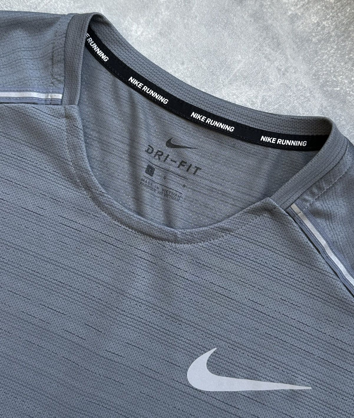 Nike Nike Running Training Set Long Sleeve Shirt Leggings Size L Size US M / EU 48-50 / 2 - 6 Thumbnail