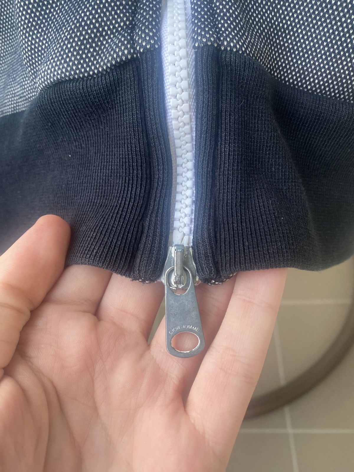 Dior Luxury zip sweatshirt with mini logo dior Size US L / EU 52-54 / 3 - 7 Thumbnail