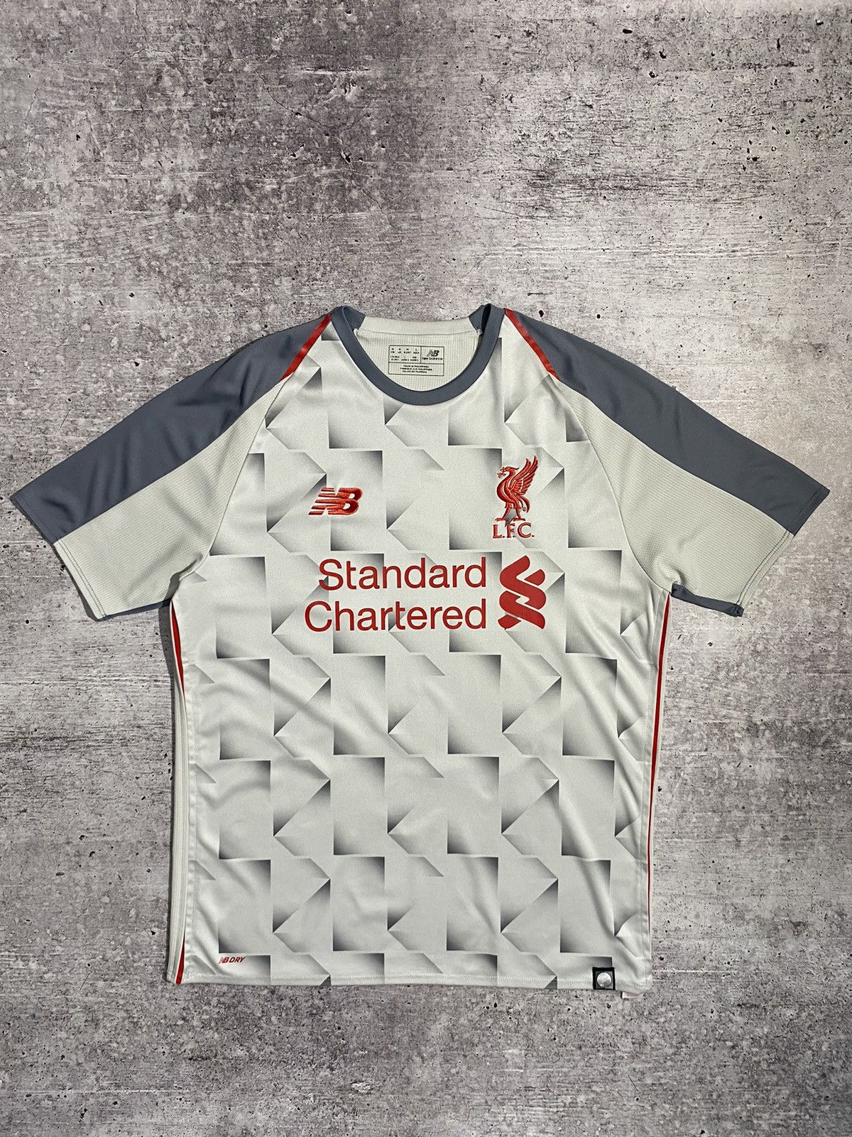 New Balance New Balance Liverpool jersey Size US M / EU 48-50 / 2 - 1 Thumbnail