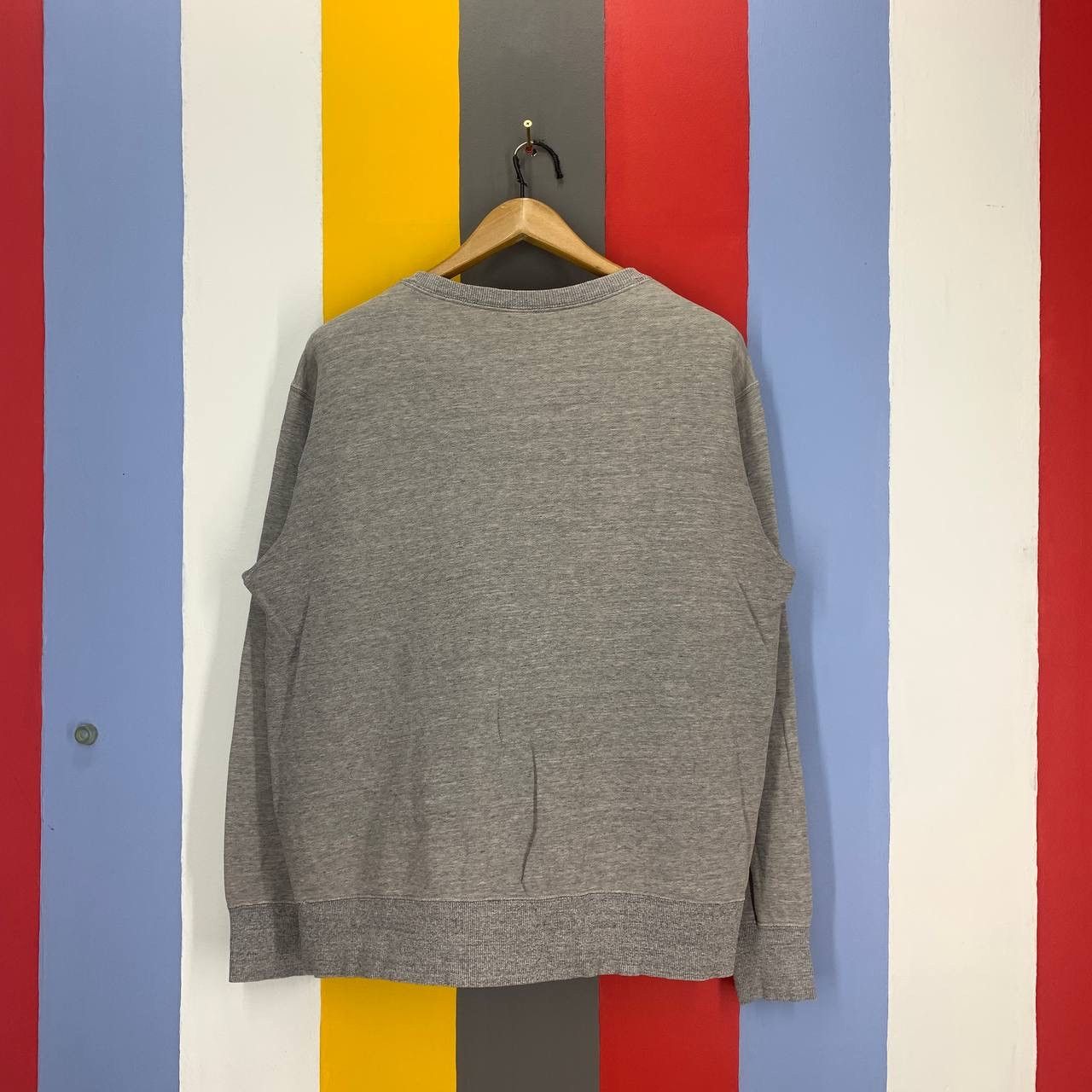 Star Wars × Uniqlo STAR WARS x UNIQLO Crew Neck Sweatshirt #2461/AK Size US L / EU 52-54 / 3 - 8 Thumbnail