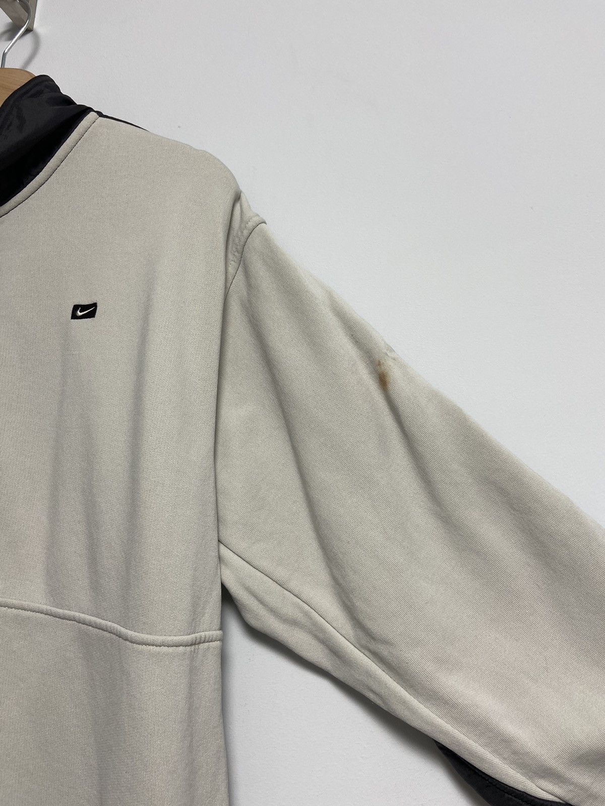 Vintage Nike Vintage Zip Sweatshirt nylon y2k style hype Size US XS / EU 42 / 0 - 9 Thumbnail