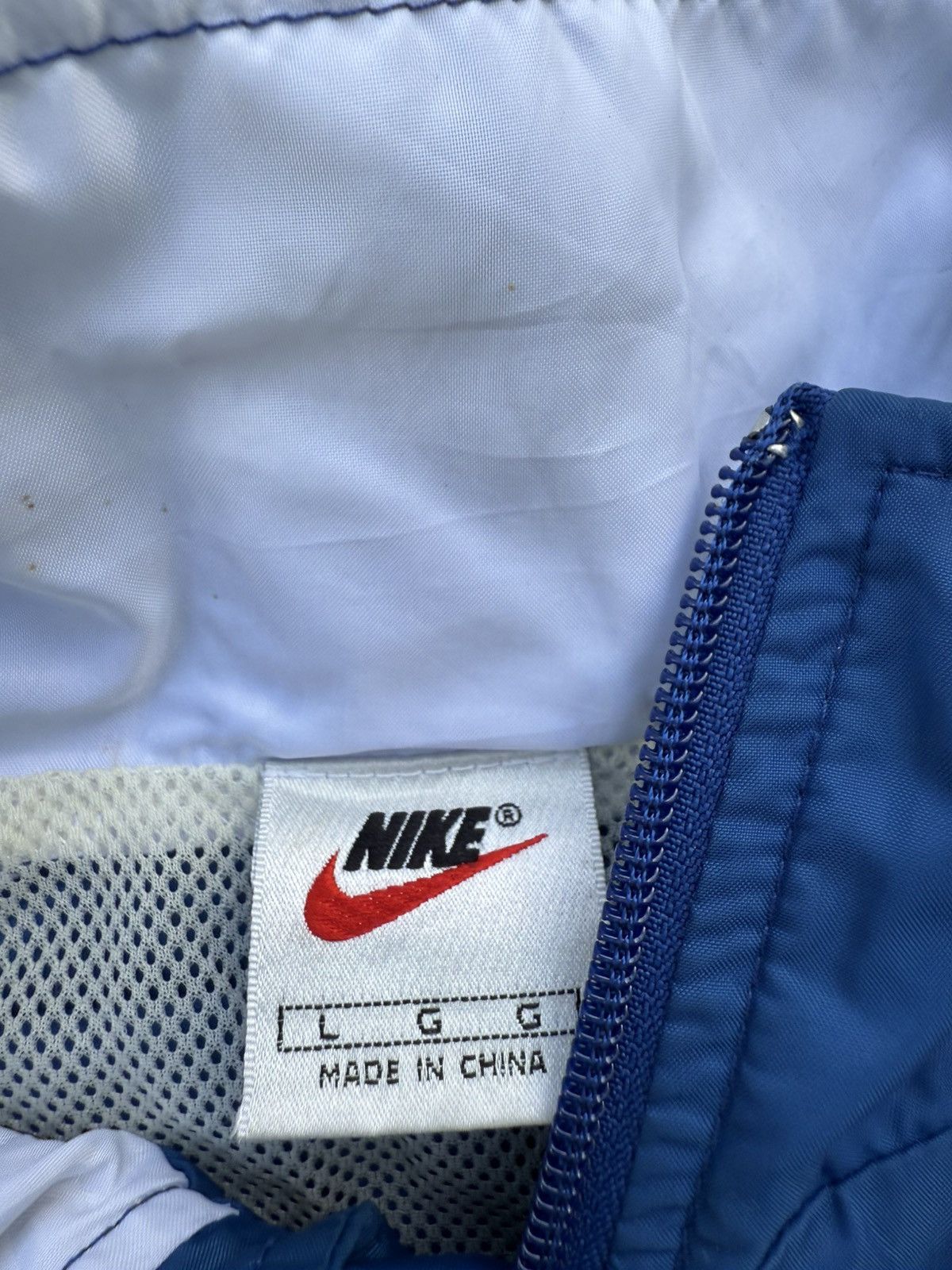 Nike 90’s NIKE COURT RARE SWOOSH Y2K RETRO MULTILOGO NYLON JACKET Size US L / EU 52-54 / 3 - 9 Thumbnail