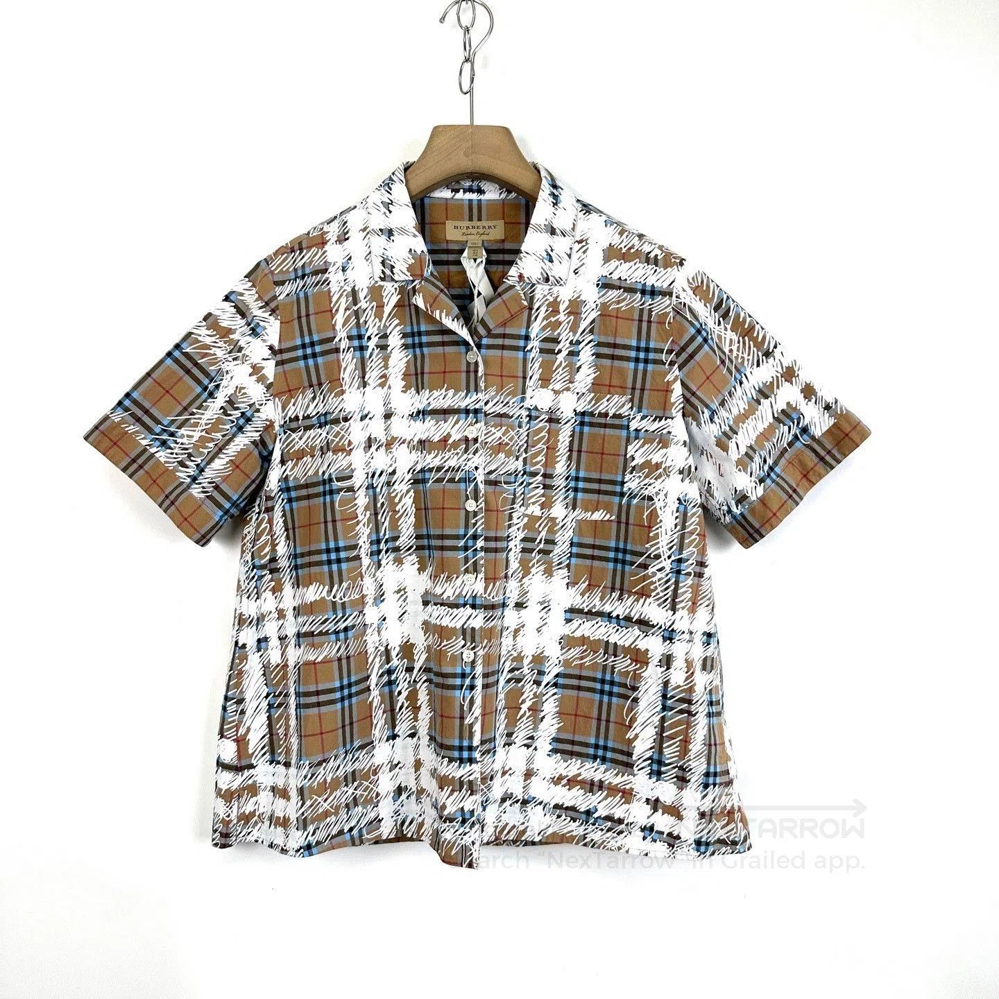 Burberry Burberry Classic Check Graffiti Short Sleeve. Size XS / US 0-2 / IT 36-38 - 1 Thumbnail