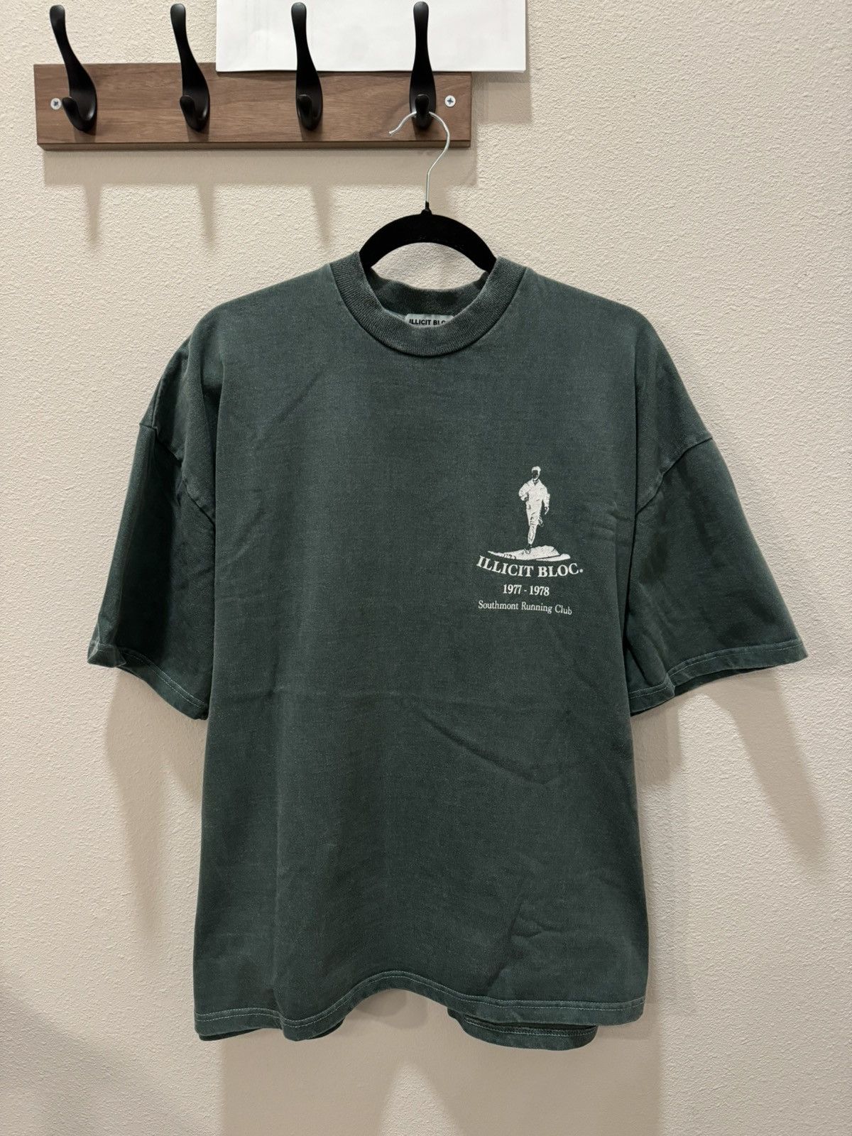 streetwear-illicit-bloc-running-club-t-shirt-grailed