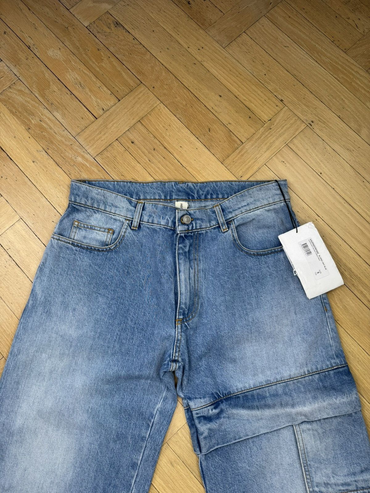 1017 ALYX 9SM 1017 ALYX 9SM FW23 OVERSIZED DENIM CARGO PANTS Size US 32 / EU 48 - 6 Thumbnail