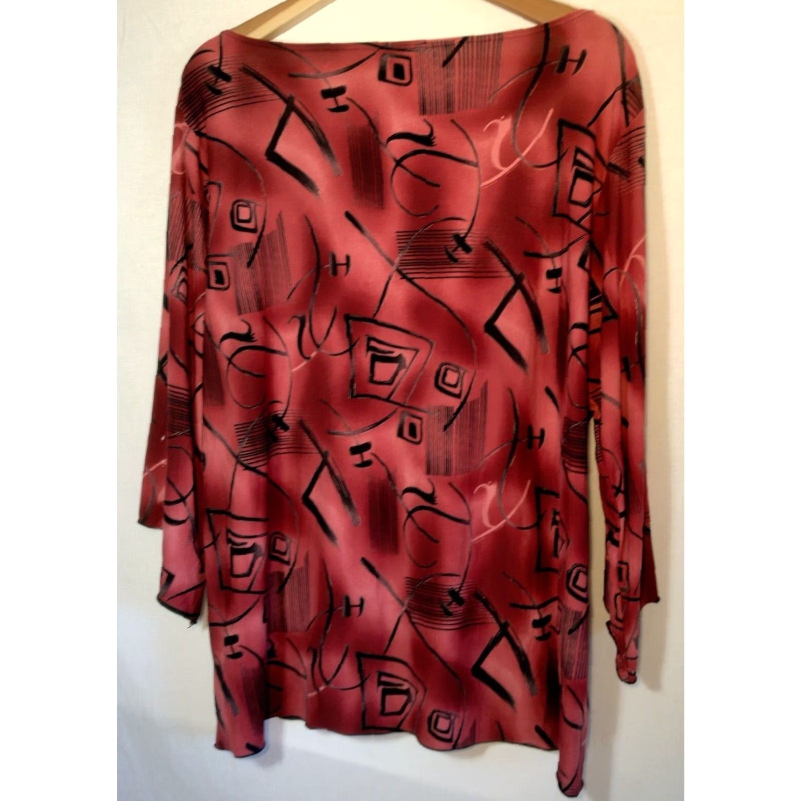 4SDESIGNS VINTAGE Abstract MKM Designs Shirt 2XL Plus Size Tunic Red Fultter Sleeve Gold Flaws Size XXL / US 16-18 / IT 52-54 - 2 Thumbnail