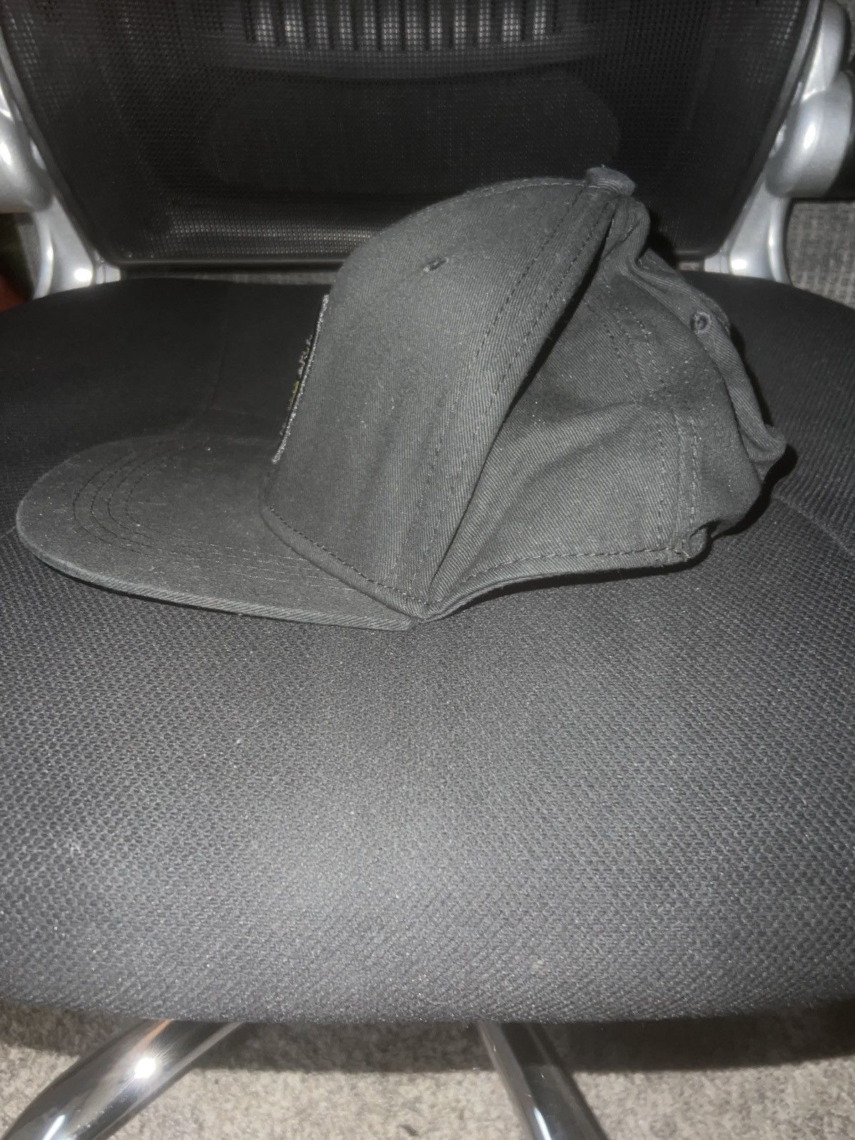 Hypebeast Beautiful Giant Da 💣 Snapback Size ONE SIZE - 4 Thumbnail