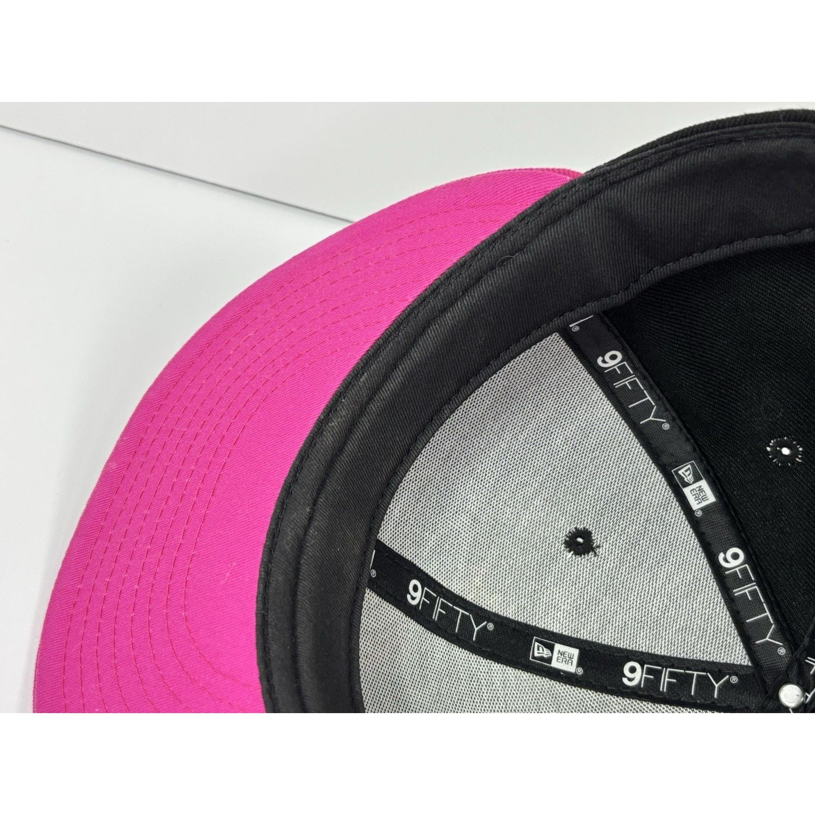 The Unbranded Brand Miami Heat New Era 9FIFTY Snapback Hat “305” Size ONE SIZE - 16 Thumbnail