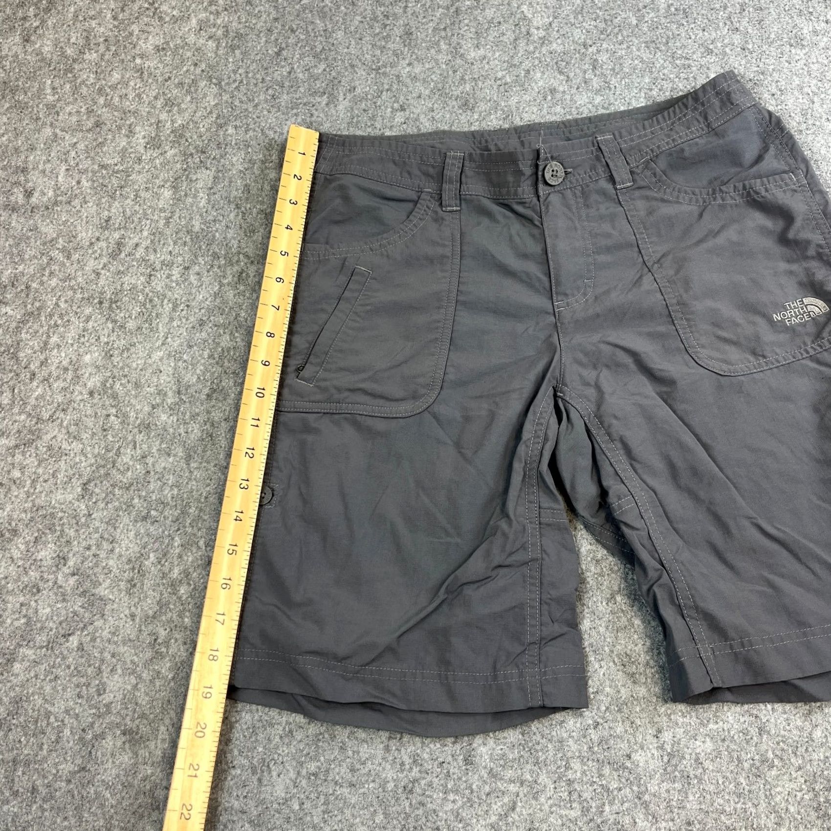 The North Face The North Face Womens Cargo Shorts W30 UK 8 Grey Walking Hiking Outdoors Size 30" / US 8 / IT 44 - 3 Thumbnail