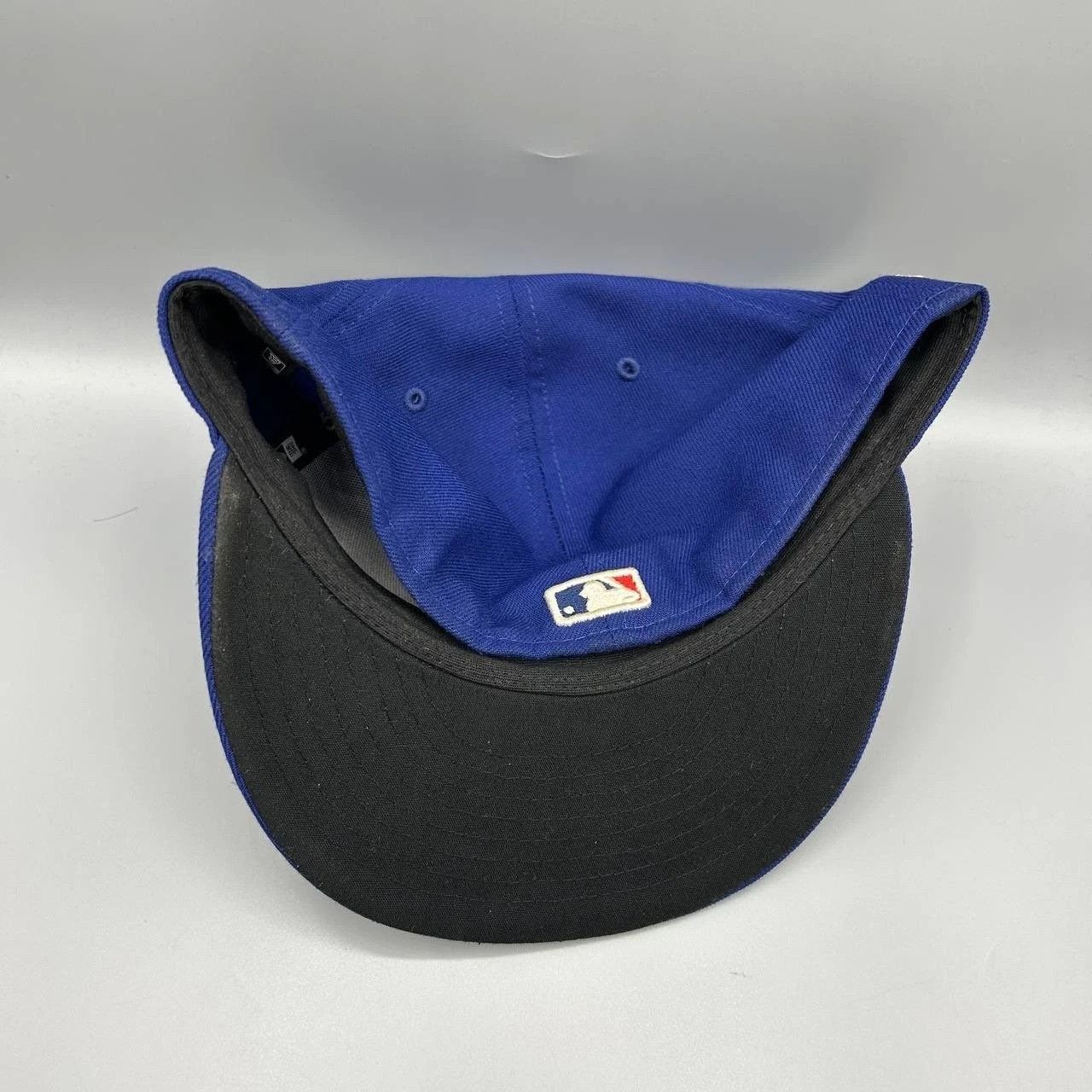 New Era Los Angeles LA Dodgers Hat Men 8 Blue Post Season Fitted Cap Size ONE SIZE - 9 Thumbnail