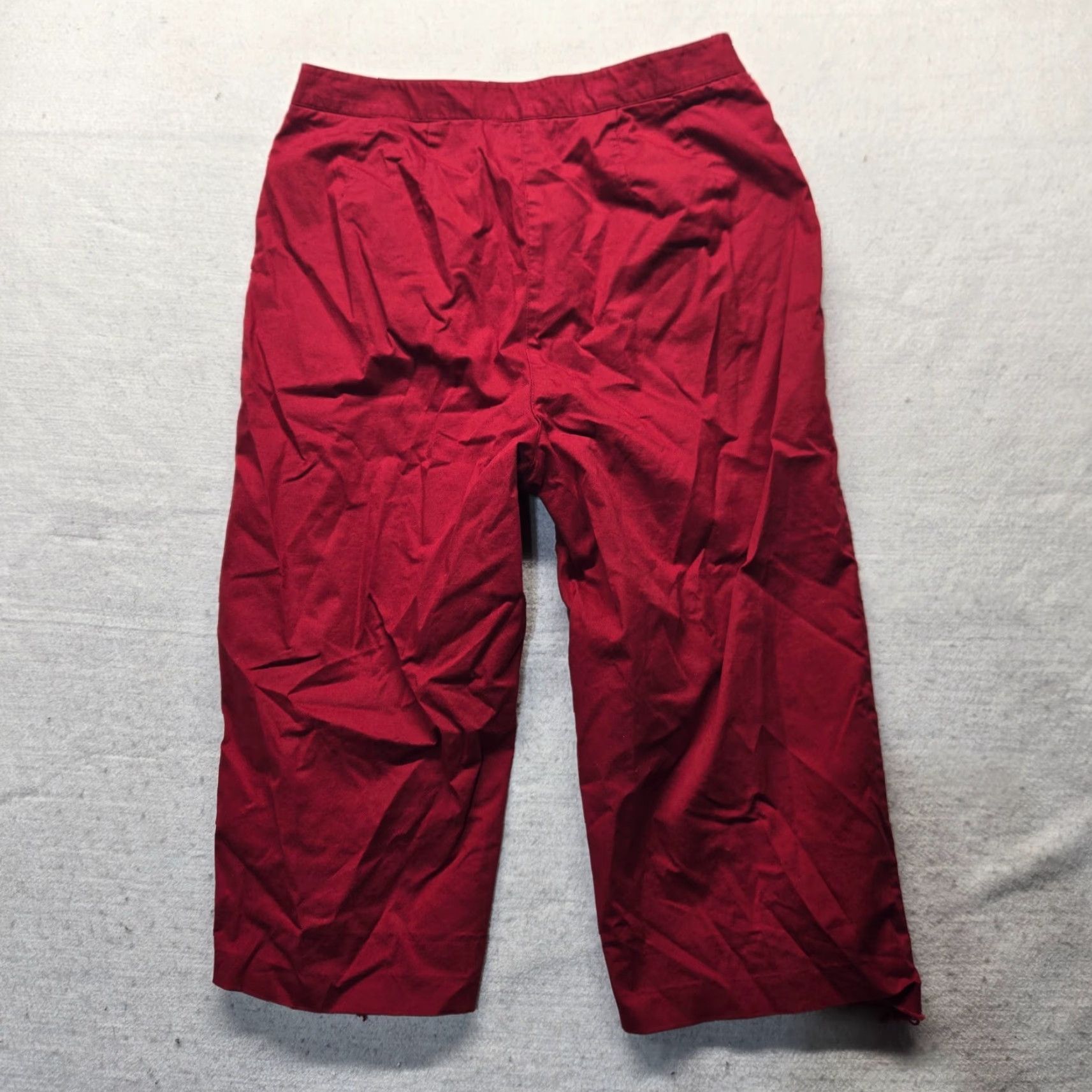Liz Claiborne Liz Claiborne Pants Capri Red Petite 10P Women's Cropped Inseam 22" Mid Rise Slant Pocket Cotton Blend Casual Capris Womens Size 32" / US 10 / IT 46 - 8 Thumbnail