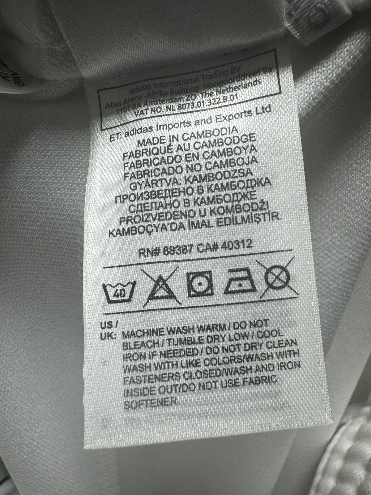Adidas Adidas trackpants Size US 30 / EU 46 - 14 Thumbnail