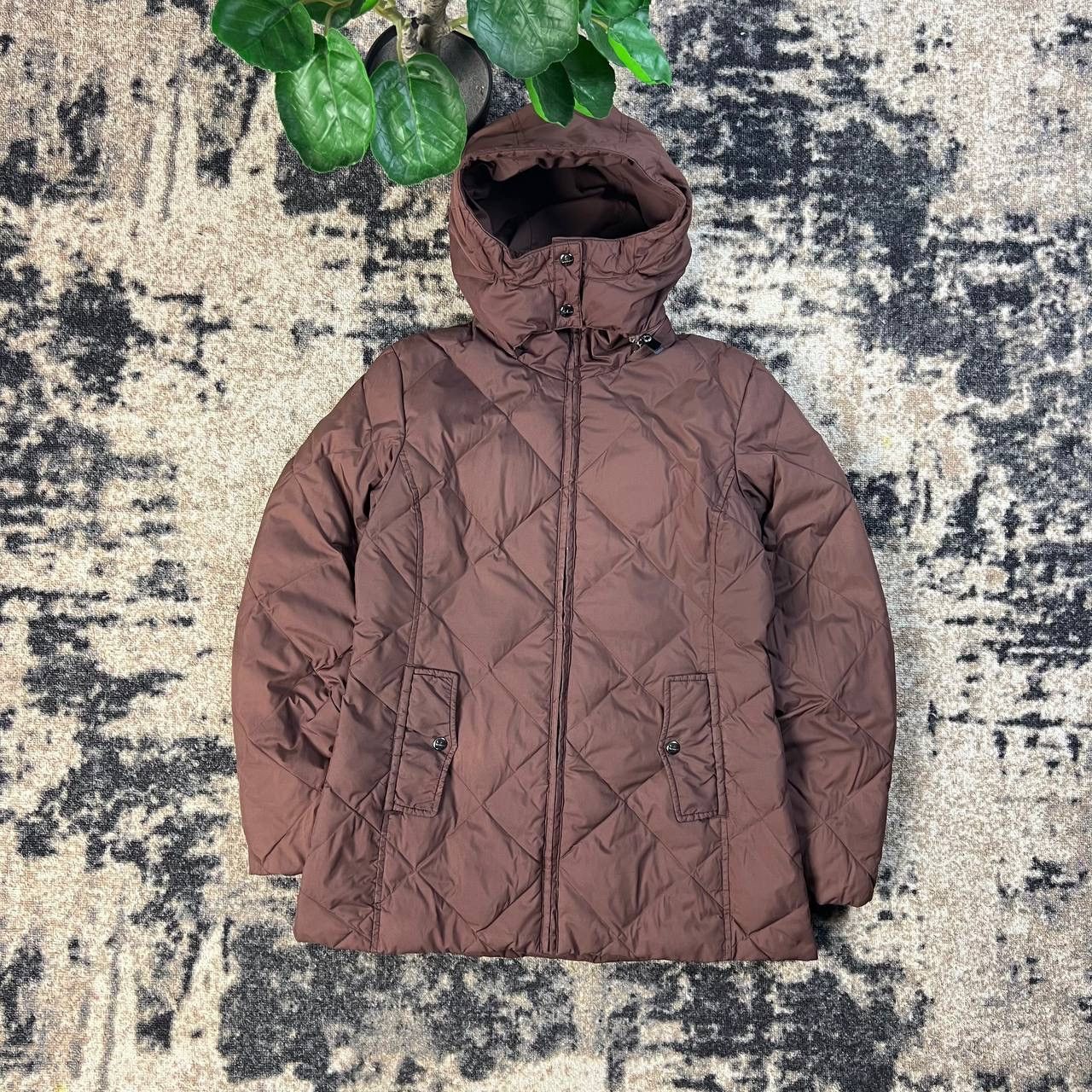 Burberry Vintage Luxury Puffer Quilted Zip Up Jacket