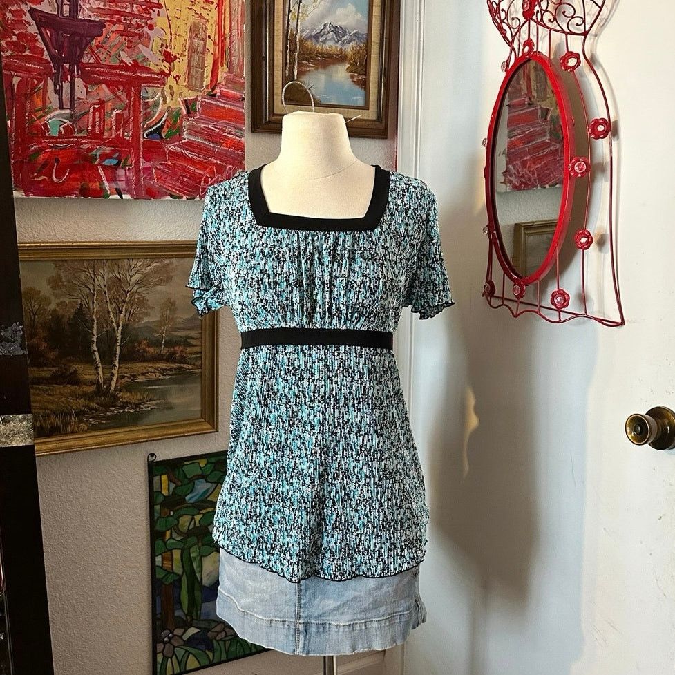 Other passports stained black blue short sleeve blouse Size S / US 4 / IT 40 - 1 Thumbnail