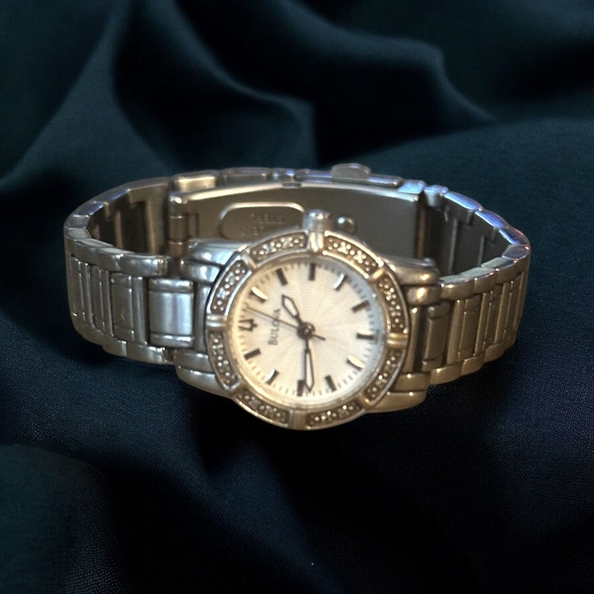 Bulova Stainless Steel Real Diamonds Analog Watch in Silver, Women's
