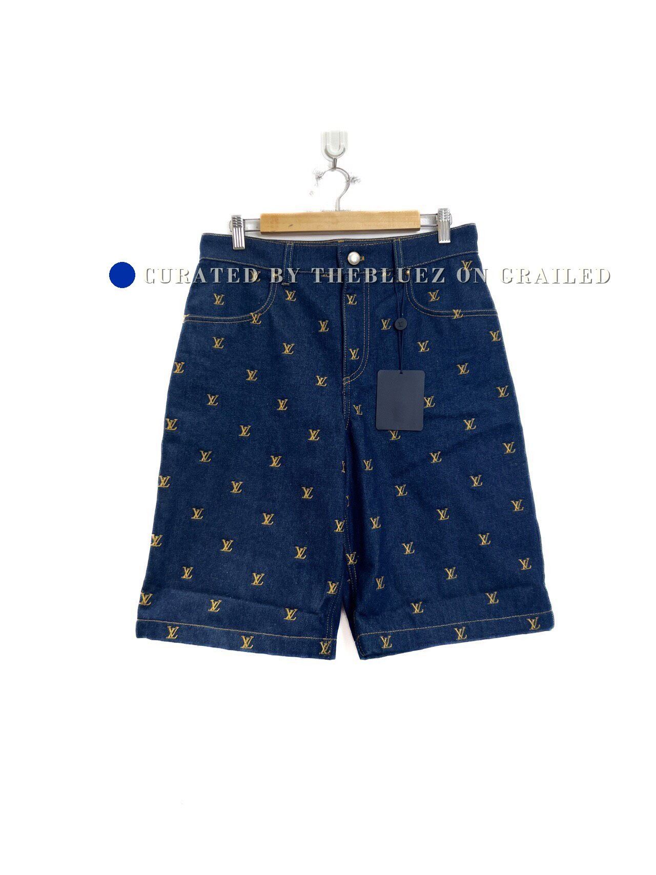 Louis Vuitton Louis Vuitton Pharrell Embroidered Logo Denim Shorts Size US 28 / EU 44 - 1 Thumbnail