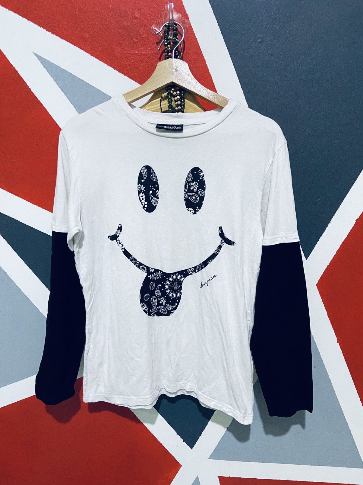 Japanese Brand Harvey Ball Smiley Face Long Sleeve Size US M / EU 48-50 / 2 - 1 Thumbnail