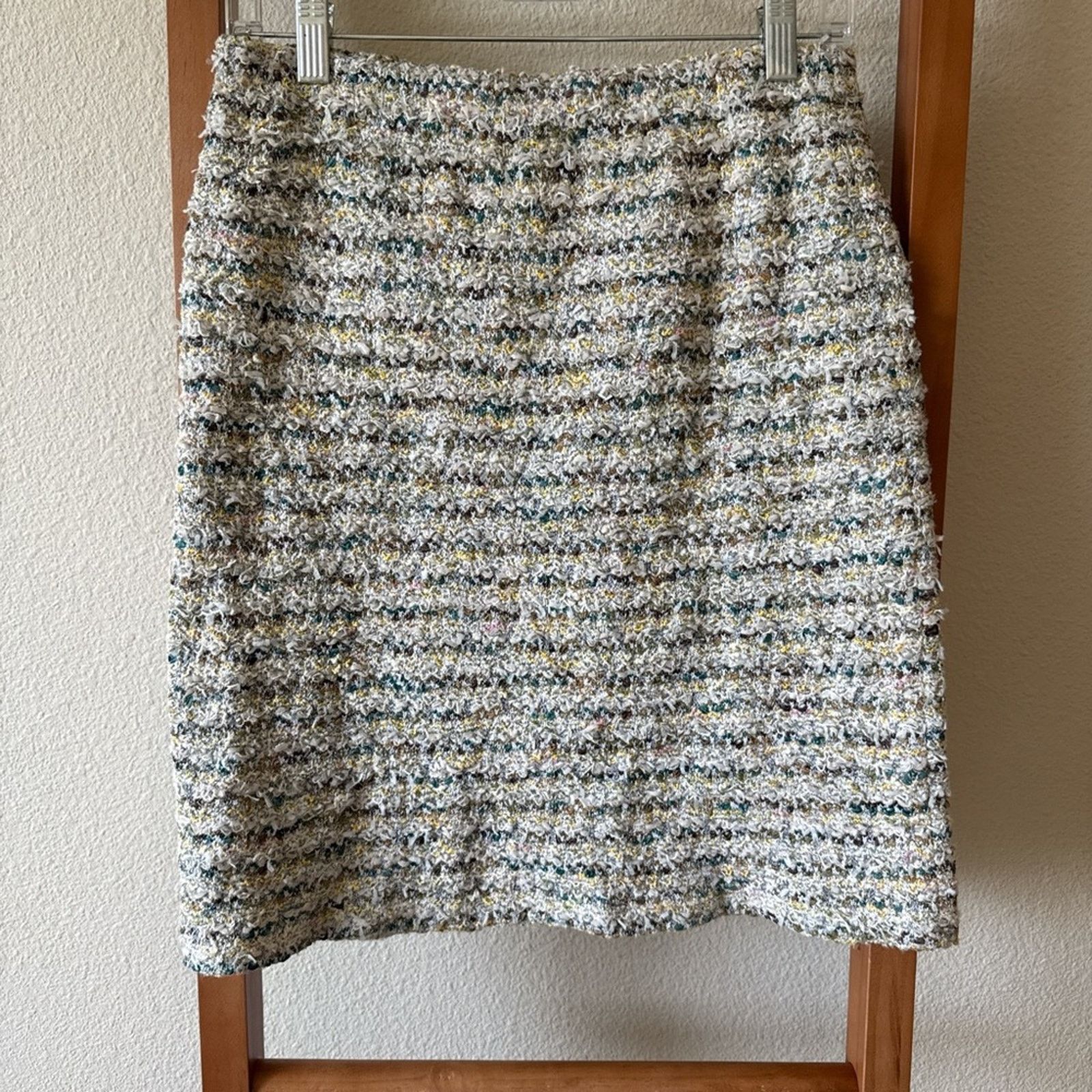 St. John NWT St. John Multicolor Tweed Skirt small $695 Msrp Size 27" / US 4 / IT 40 - 3 Thumbnail