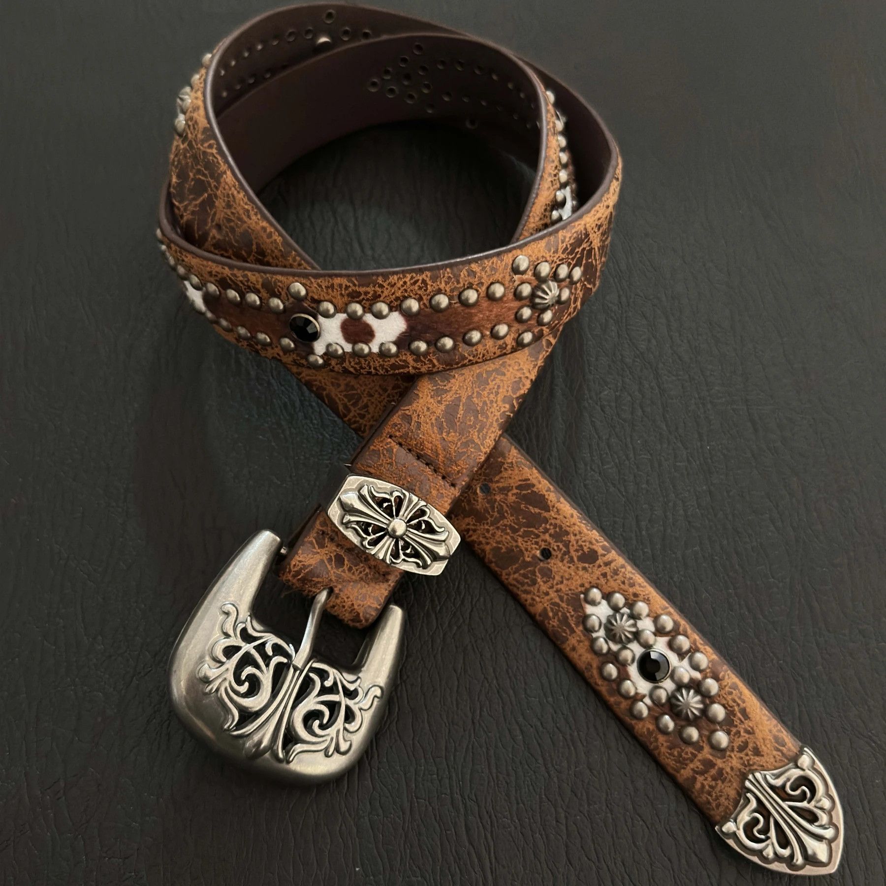 Jewelry Vintage Handmade Distressed Metal Carved Leather Belt Size ONE SIZE - 1 Thumbnail