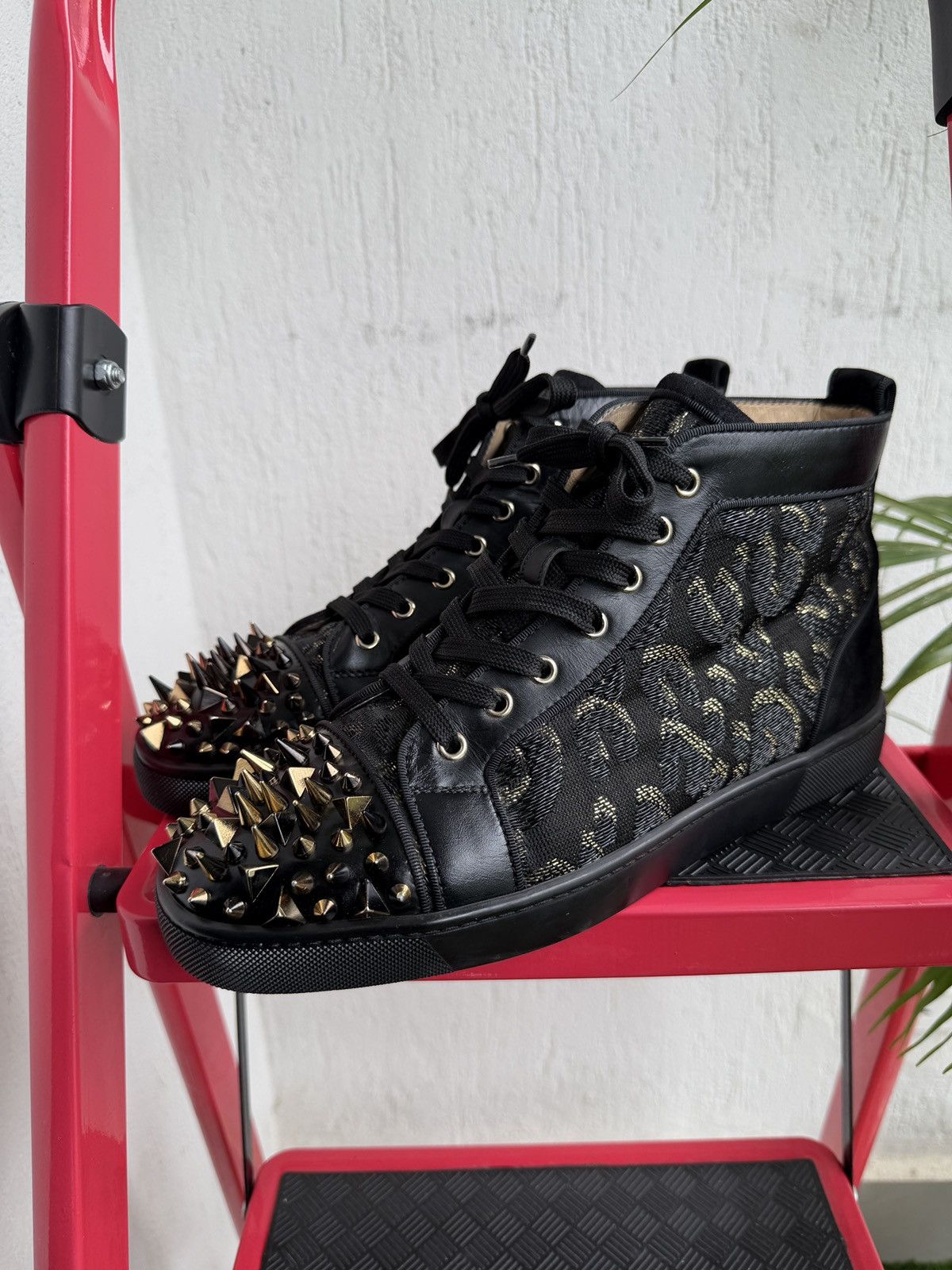 Christian Louboutin louis spike juniour sneakers Size US 9 / EU 42 - 3 Thumbnail