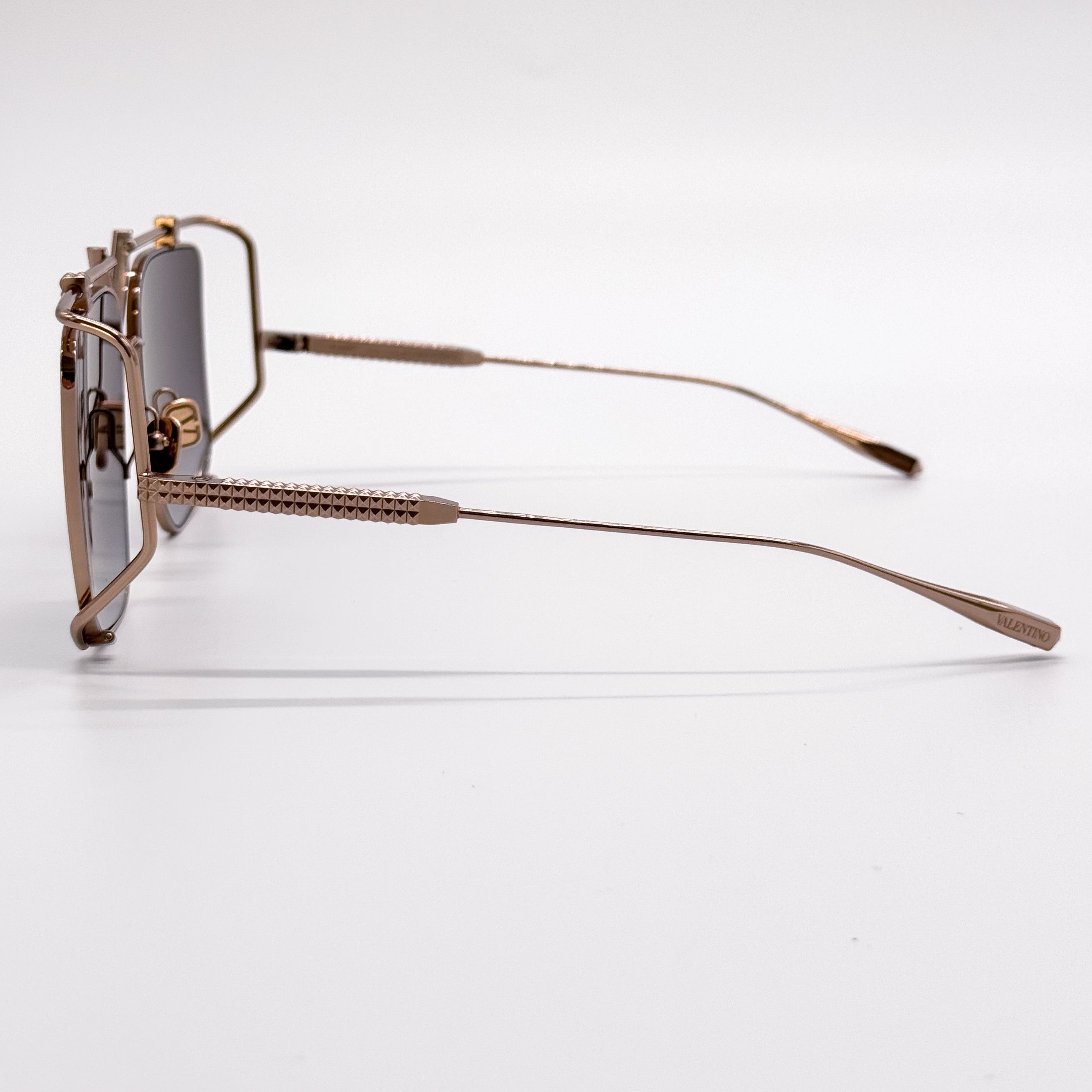 Valentino NEW VALENTINO V-LIGHT VLS-116A GREY TITANIUM SUNGLASSES Size ONE SIZE - 7 Thumbnail