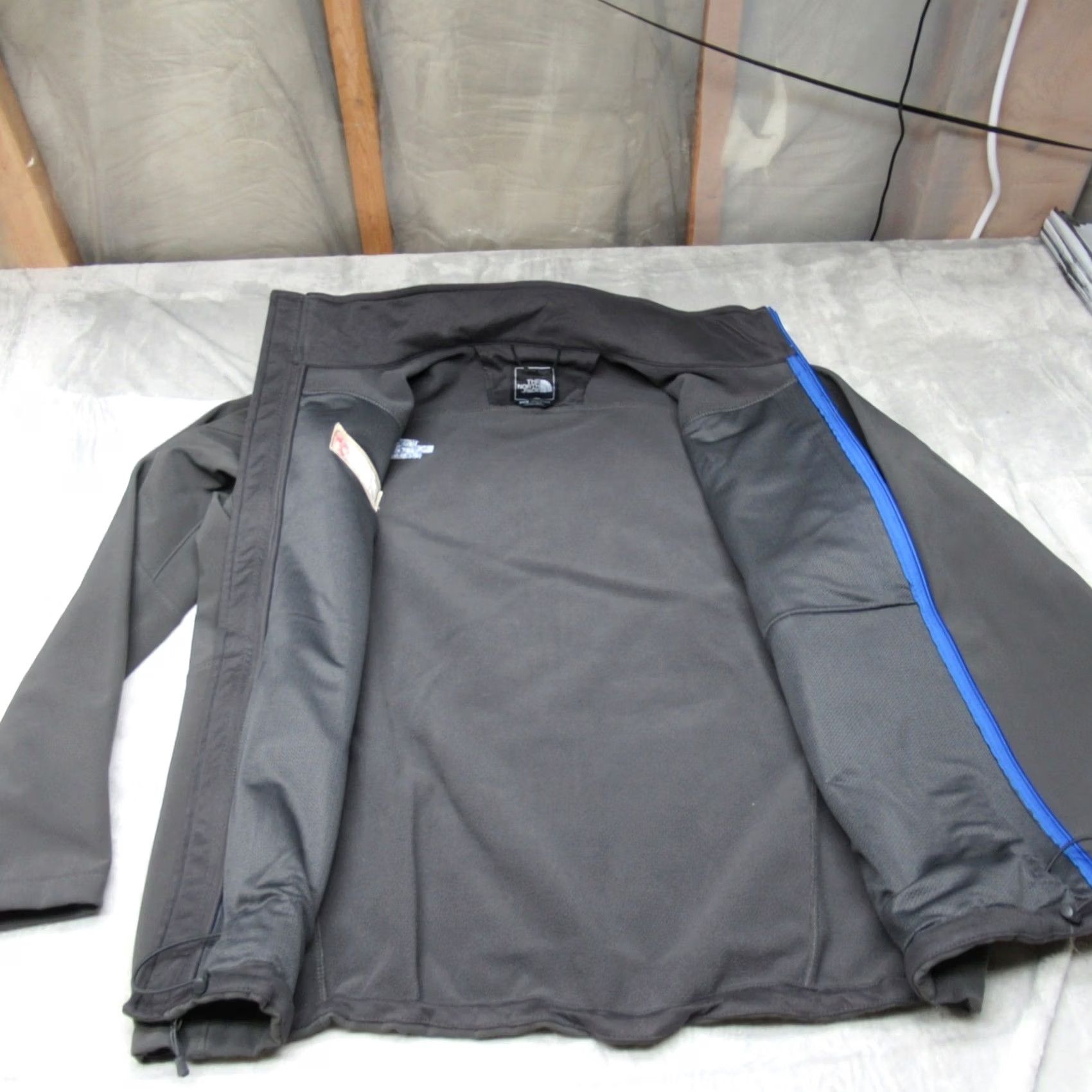The North Face North Face Apex Bionic Jacket Mens Large Gray Softshell Wind Full Zip LOGO Size US L / EU 52-54 / 3 - 3 Thumbnail