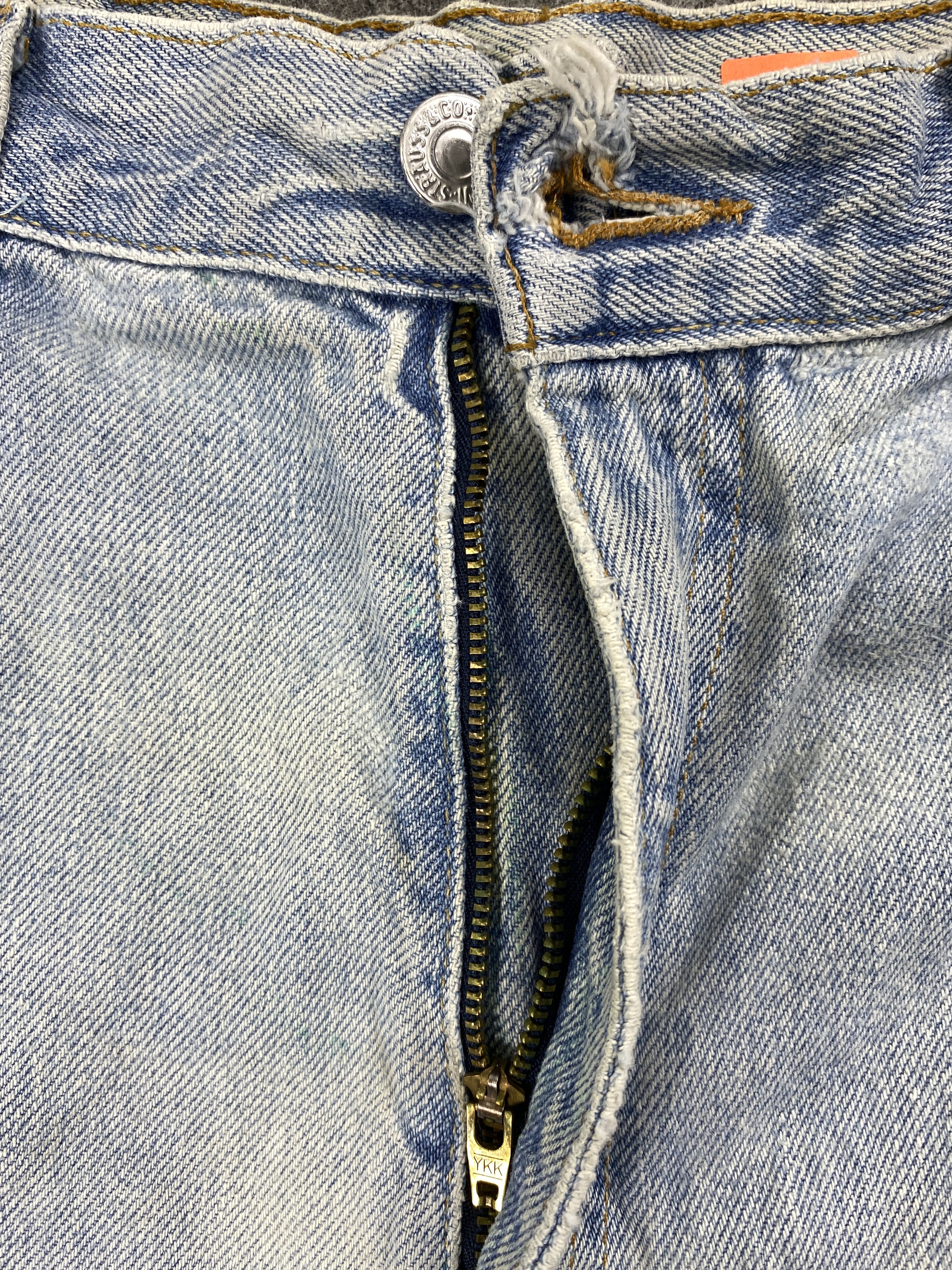 Levi's Light Blue Wash Vintage Levi's 550 35x29.5 Denim -SJ094 Size US 35 - 6 Thumbnail