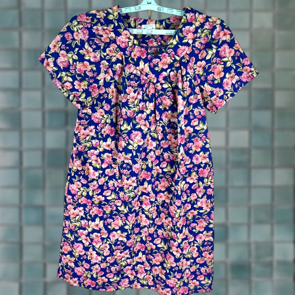 Vintage VINTAGE Kelly Reed Floral Pocketed House Dress Womens Size M Pink Cotton Blend Size M / US 6-8 / IT 42-44 - 1 Thumbnail
