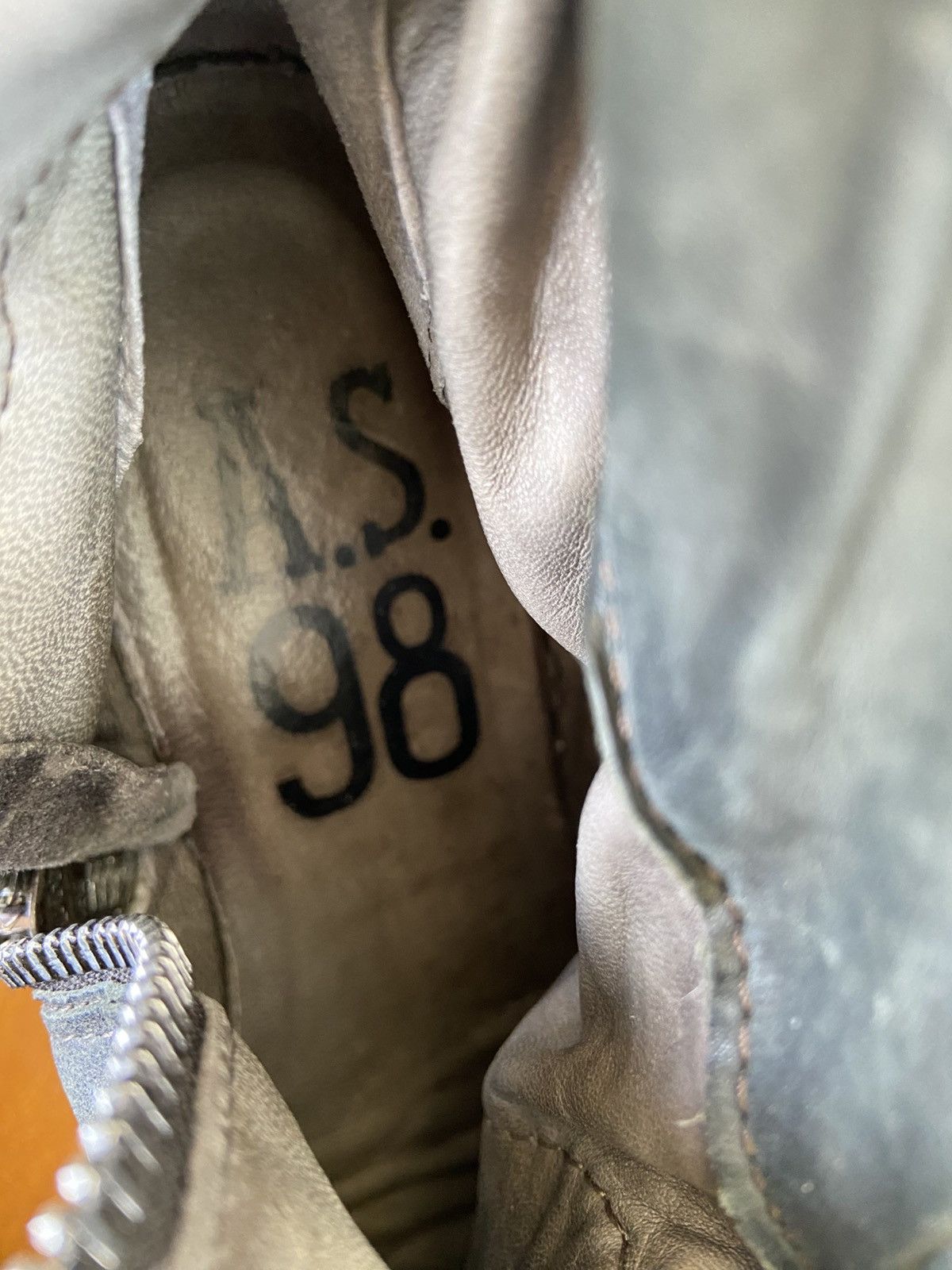 A.S.98 A.S.98 Size US 8 / IT 38 - 12 Thumbnail
