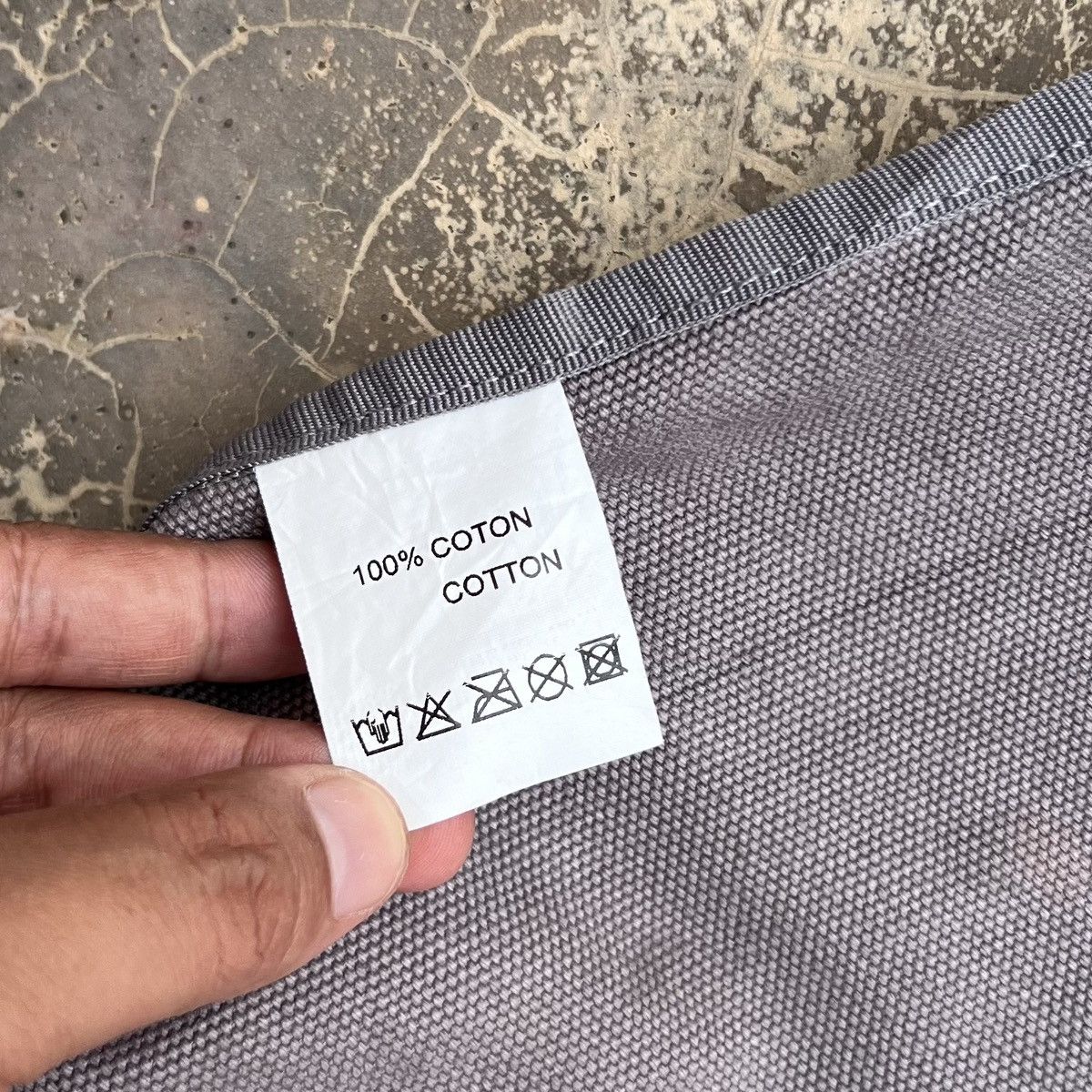 Louis Vuitton Fondation Louis Vuitton Canvas Tote Bag Size ONE SIZE - 8 Thumbnail