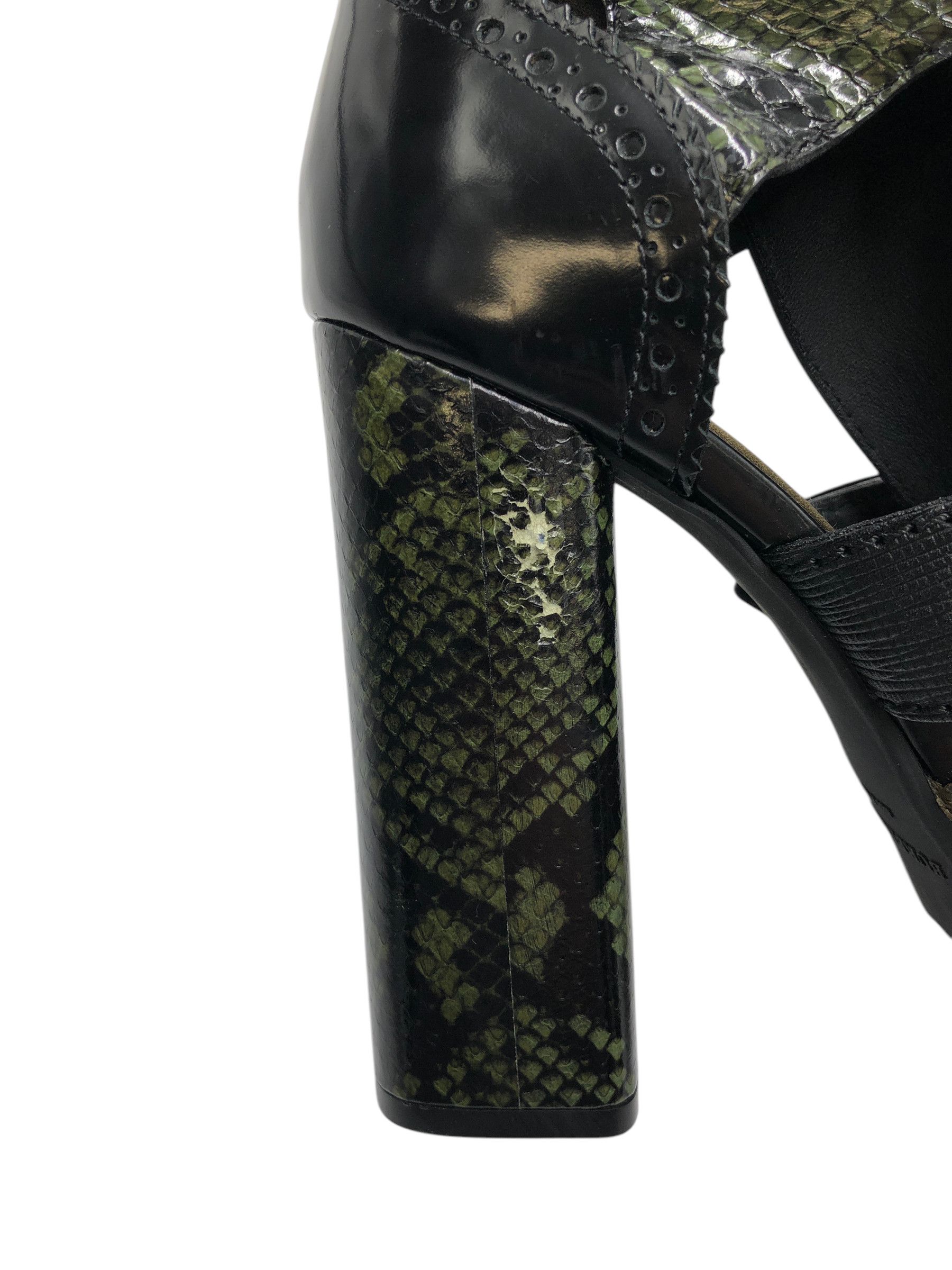 Burberry Burberry Black/Green Snakeskin Leather Heeled Ankle Boots Size US 11 / IT 41 - 14 Thumbnail