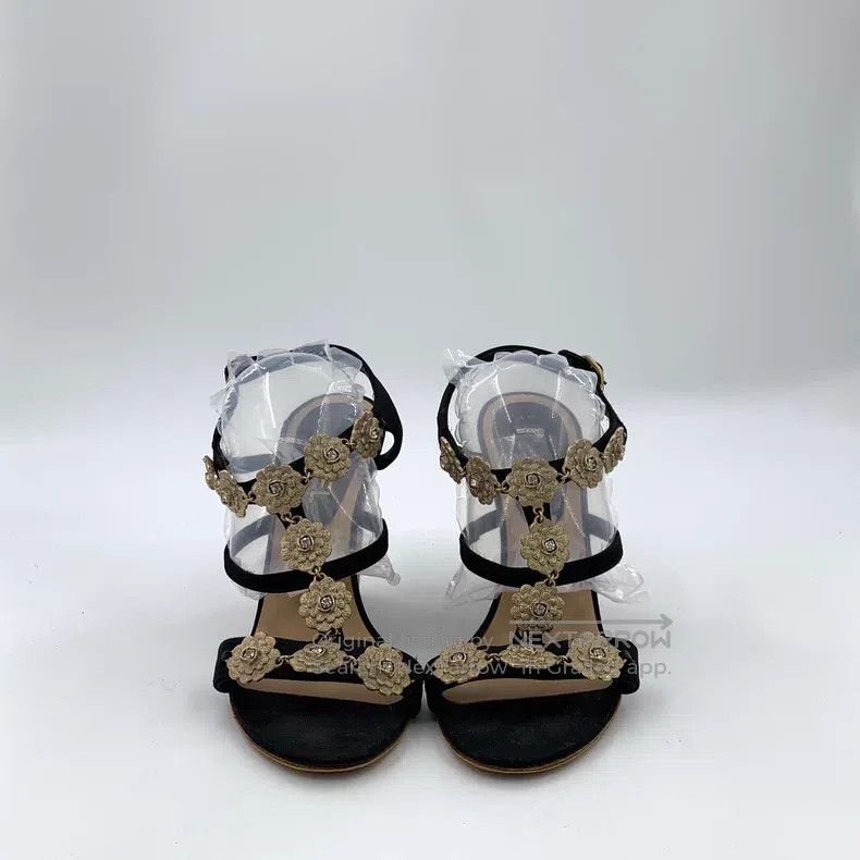 Chanel Chanel Black camelia one-character buckle slope heel sanda Size US 8 / IT 38 - 3 Thumbnail