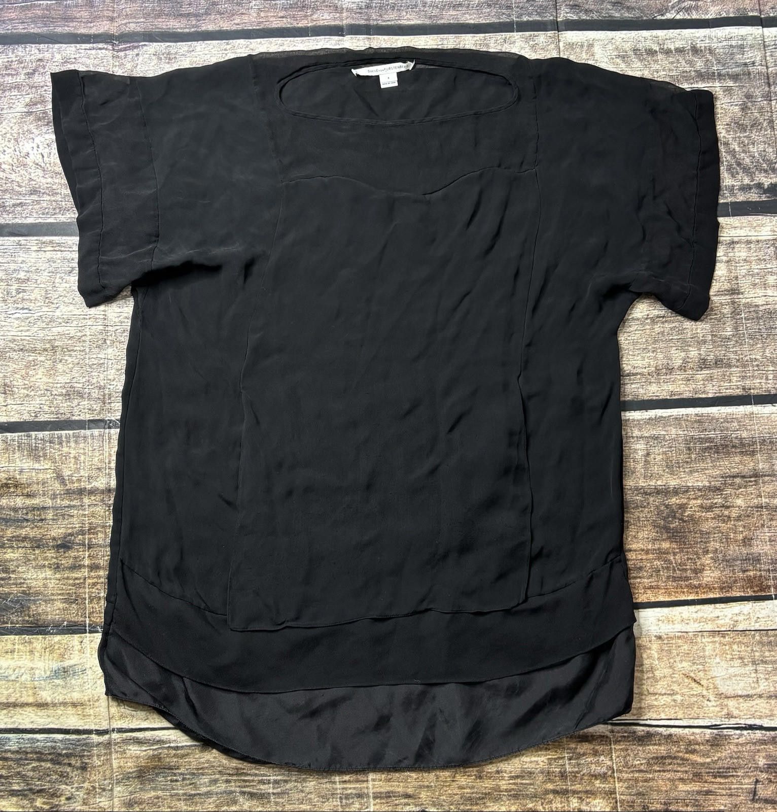 Diane von Furstenberg Diane Von Furstenberg Silk Top Women's Size 4 Sheer Size S / US 4 / IT 40 - 1 Thumbnail