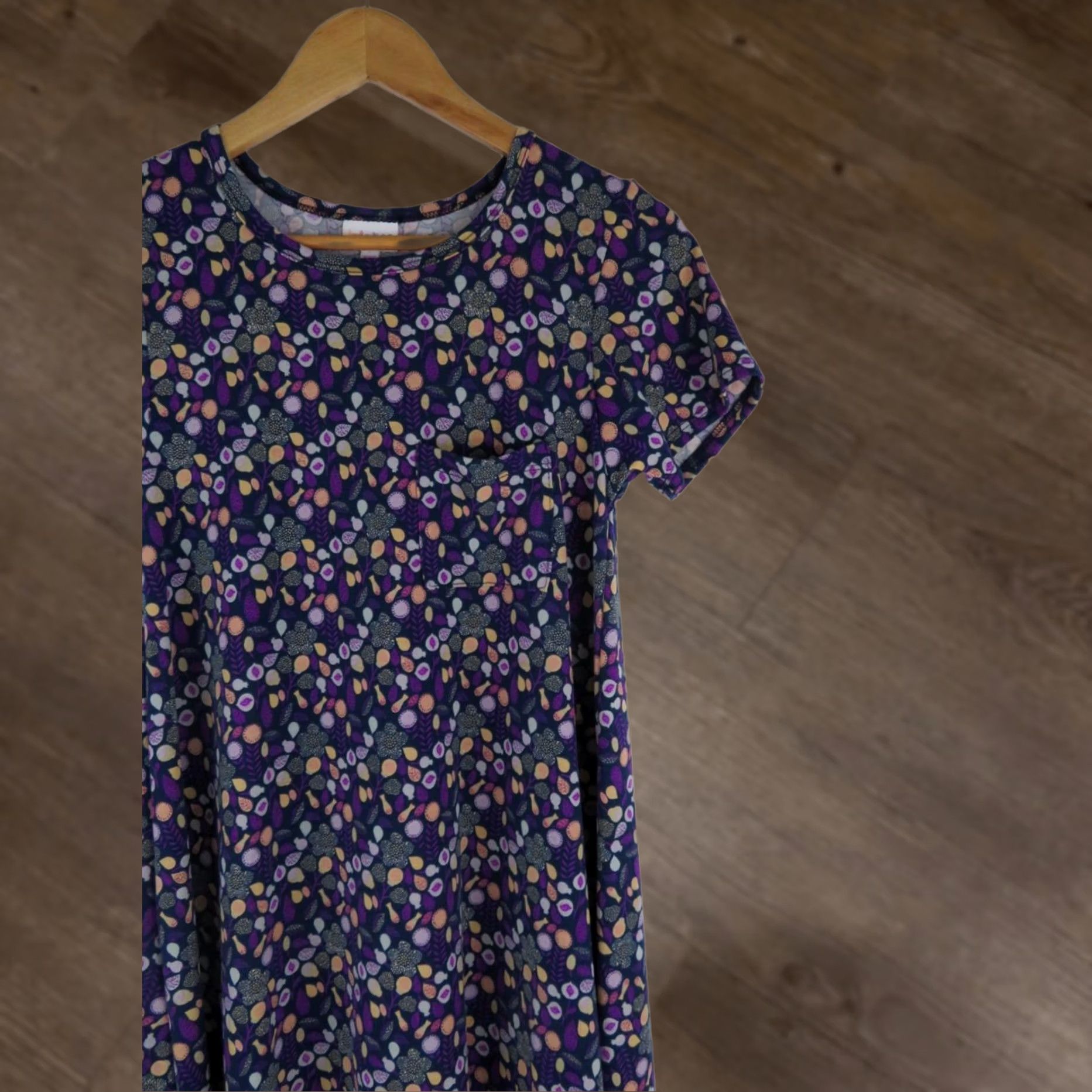 Vintage VINTAGE LuLaRoe Women's Floral Carly Dress XXS Purple Blue Swing High Low Flowers EUC Size XXS / US 00 / IT 34 - 1 Thumbnail