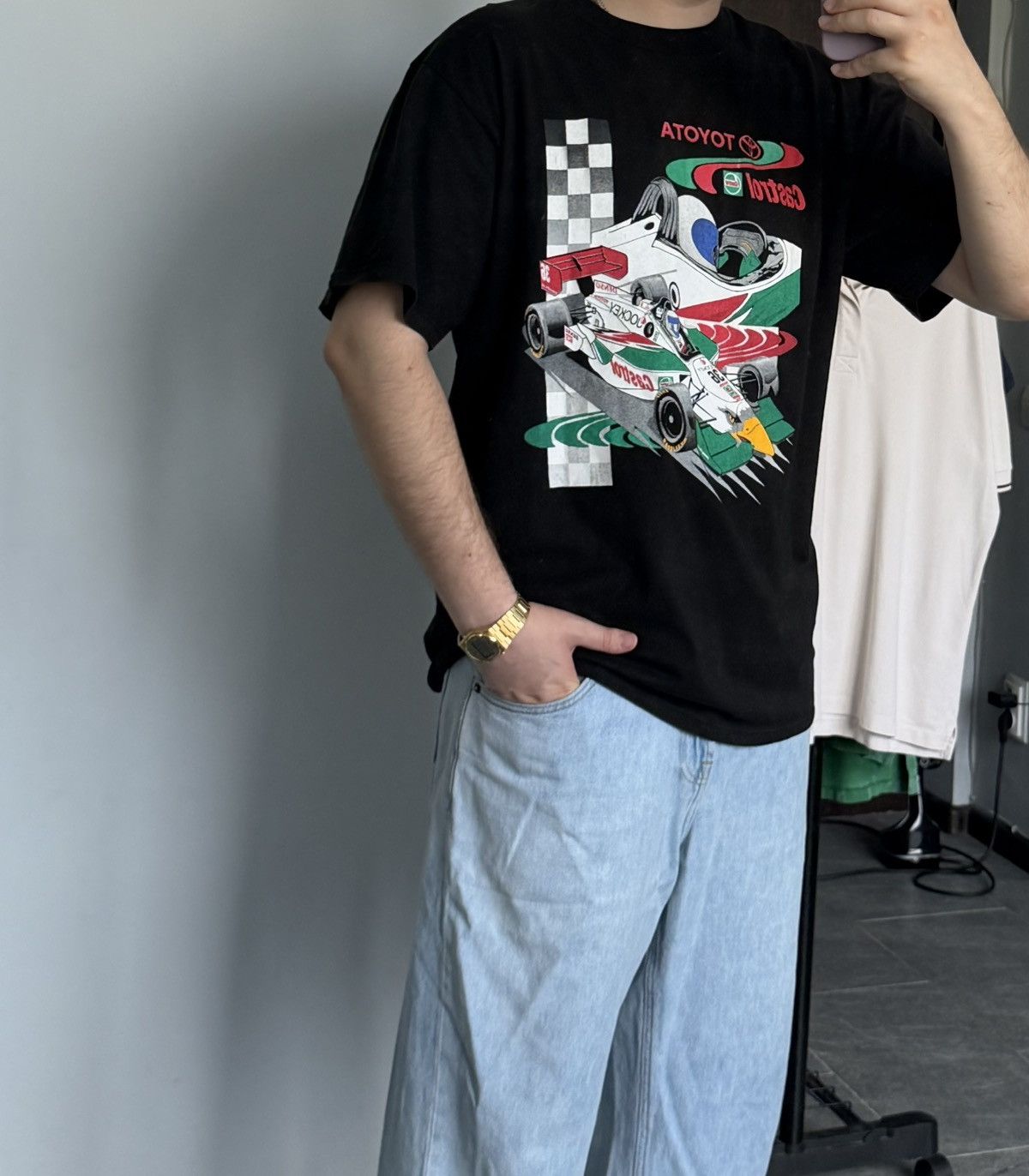 Formula 1 90s TOYOTA CASTROL Made in USA Vintage Racing Tee shirt Size US XL / EU 56 / 4 - 1 Thumbnail
