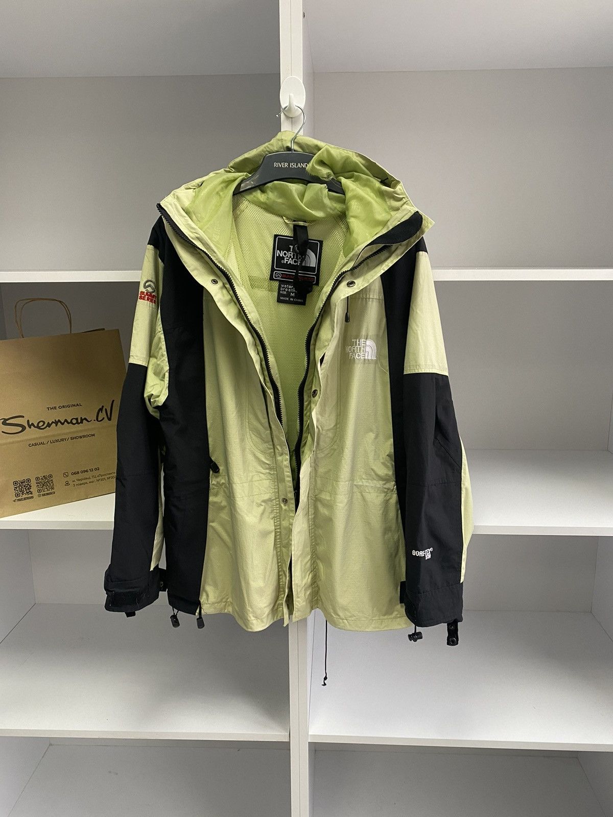 The North Face × Vintage Vintage The North Face Summit Gore Tex 2 in 1 Jacket Size US M / EU 48-50 / 2 - 6 Thumbnail