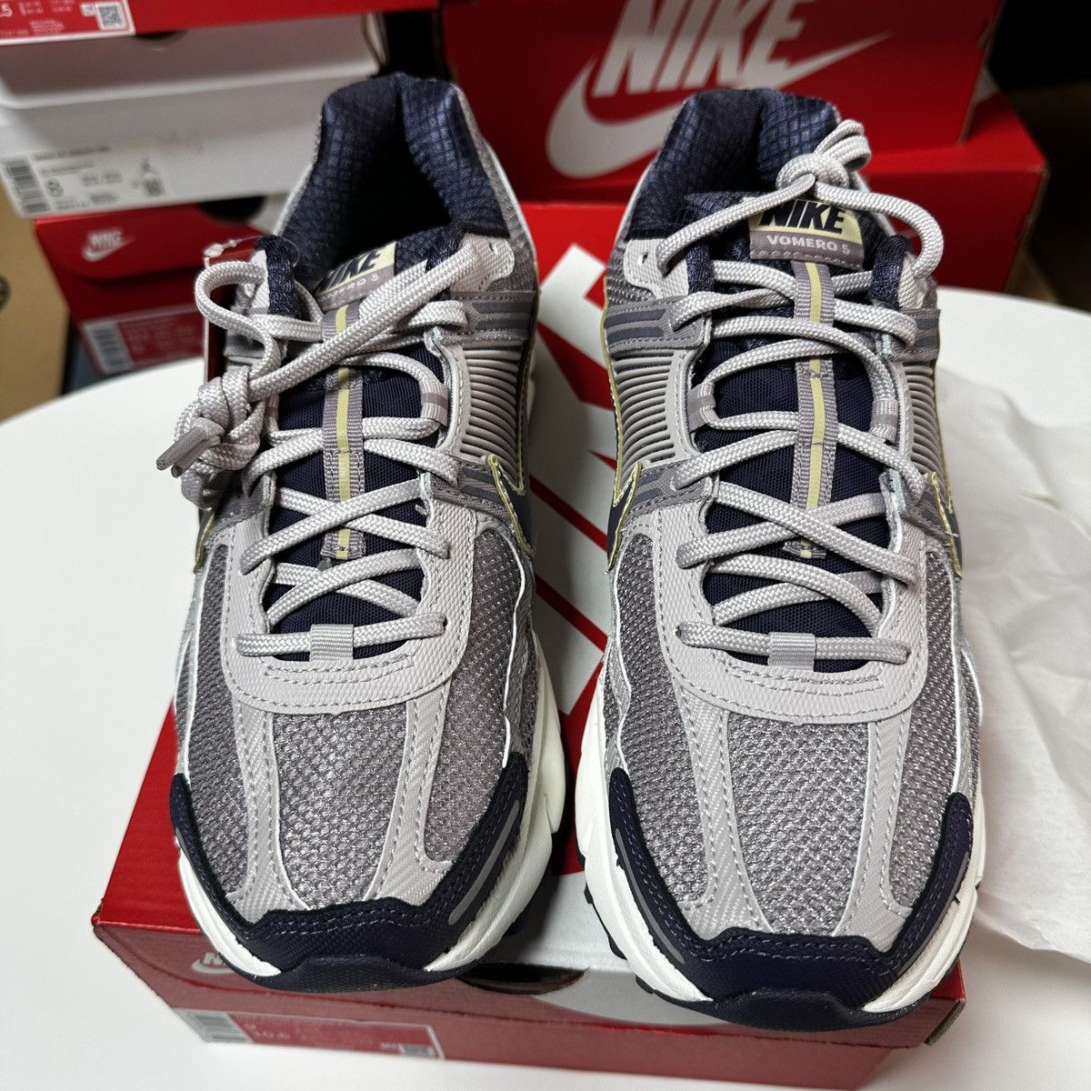 Nike New Nike Vomero 5 Platinum Violet Men Sz 10.5 WMN Sz 12 Size US 10.5 / EU 43-44 - 5 Thumbnail