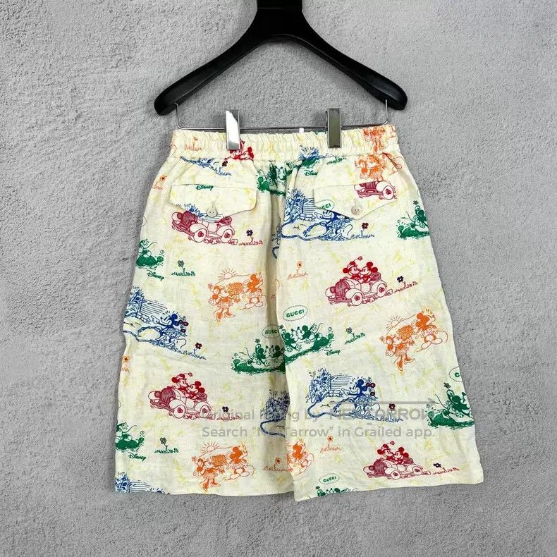 Gucci Gucci Disney pattern full-print straight casual shorts Size US 30 / EU 46 - 2 Thumbnail
