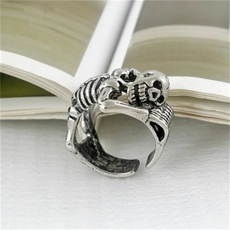 Jewelry Vintage skull Ring Size ONE SIZE - 3 Thumbnail