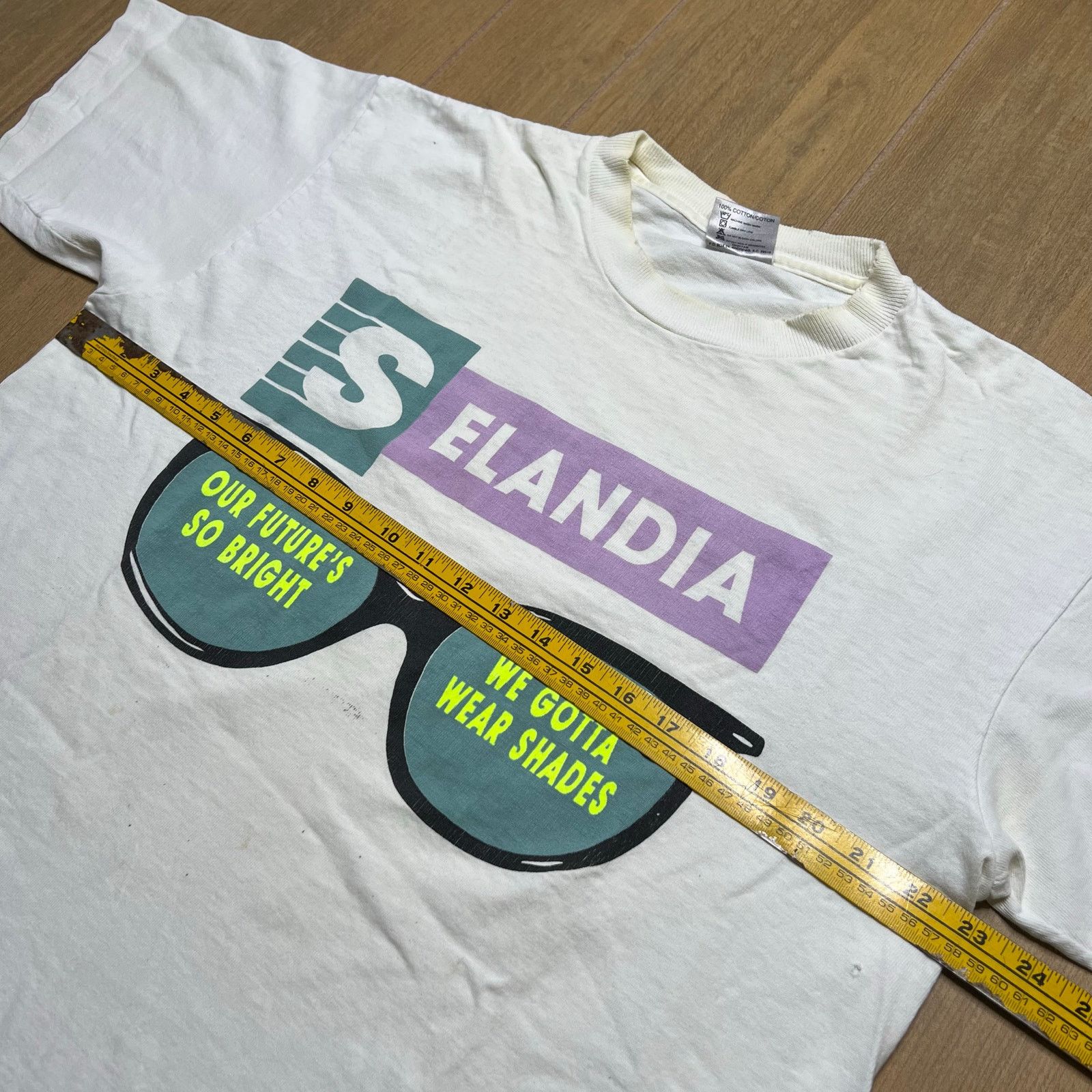 Vintage Vintage 90s T-shirt XL "Selandia, Our Future's So Bright Size US XL / EU 56 / 4 - 7 Thumbnail
