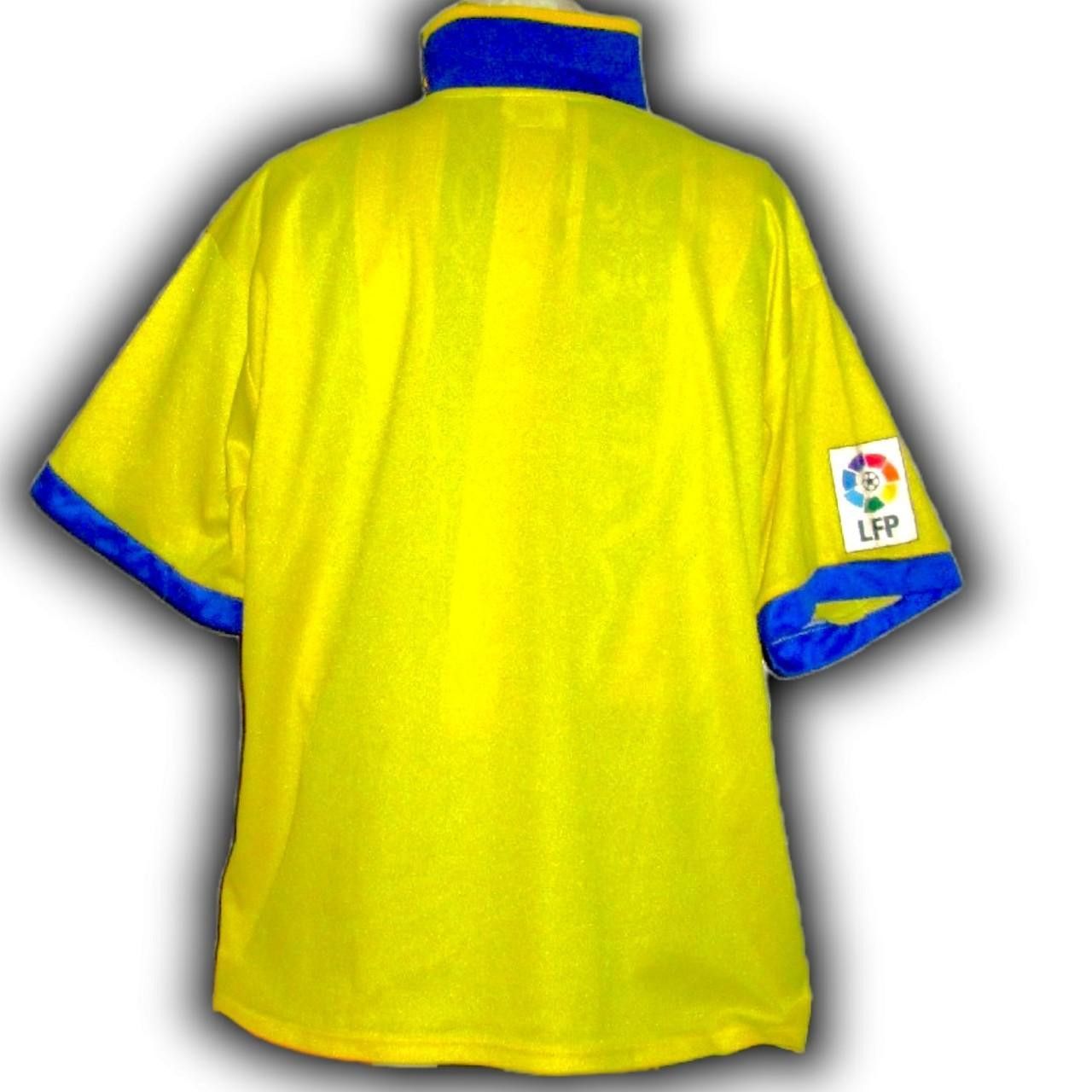 Puma UD Las Palmas Spain 2002 2003 Home Shirt Jersey Size US L / EU 52-54 / 3 - 2 Thumbnail